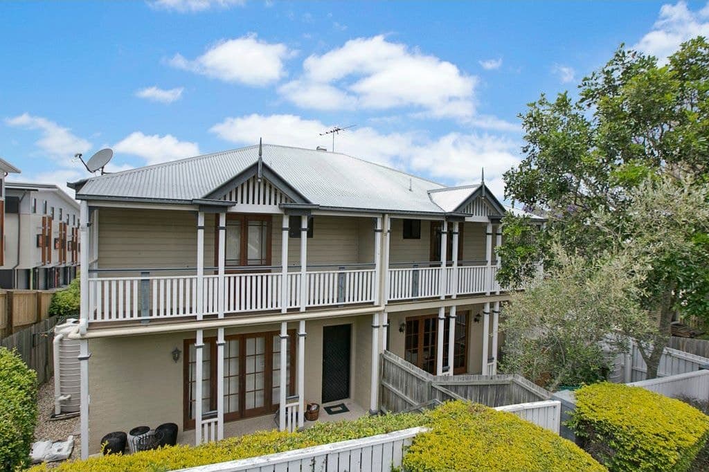 1/87 Sackville Street, GREENSLOPES, QLD, 4120, Greenslopes - Image 1