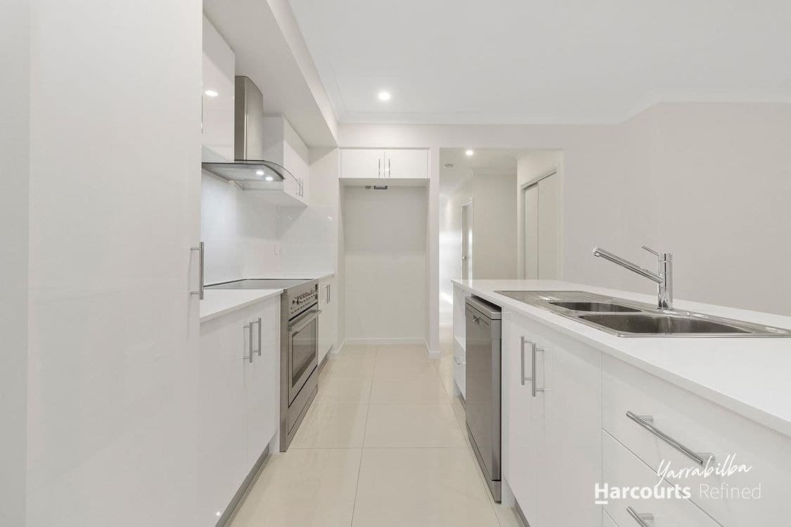95 Falcon Circuit, FLAGSTONE, QLD 4280, Flagstone - Thumbnail 4