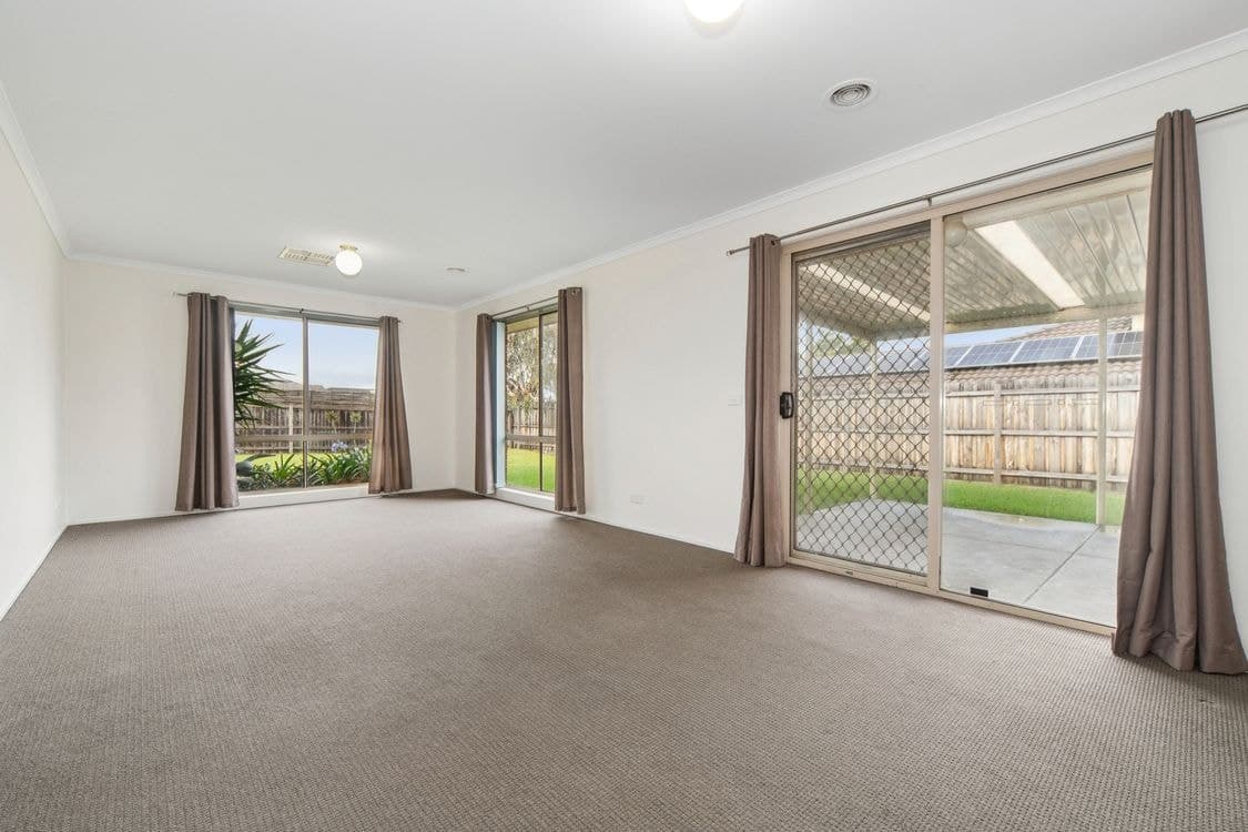 13 Bowman Drive, Mornington, VIC 3931, Mornington - Thumbnail 2