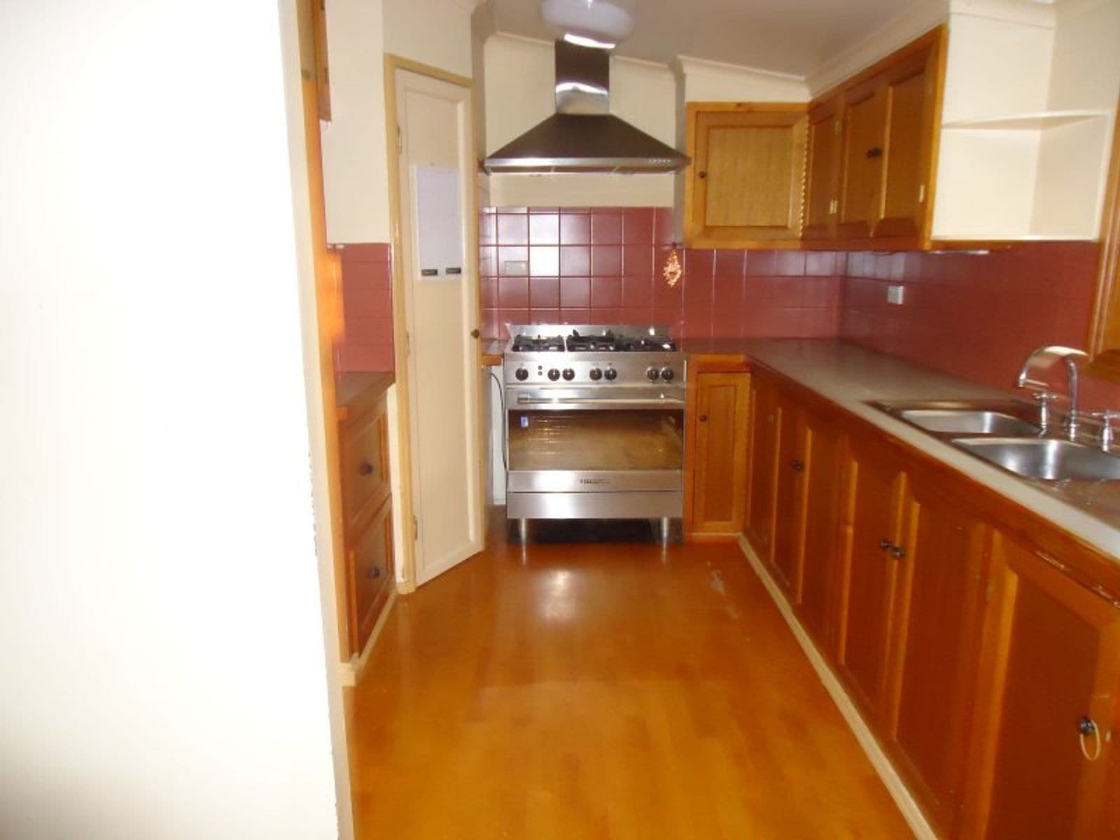 99 Gladstone Street, Quarry Hill VIC 3550, Quarry Hill - Thumbnail 3