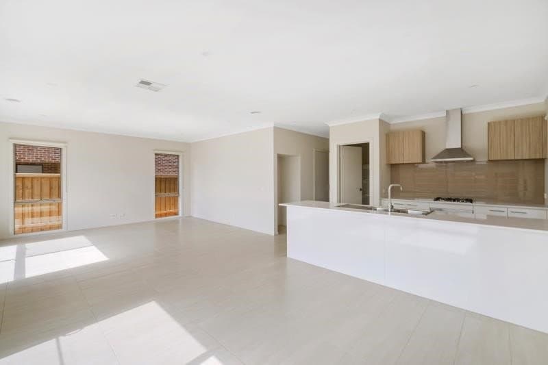 108 Haze Drive, Point Cook VIC 3030, Point Cook - Thumbnail 2