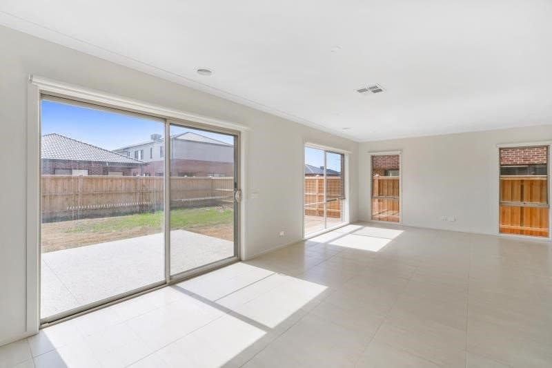 108 Haze Drive, Point Cook VIC 3030, Point Cook - Thumbnail 4