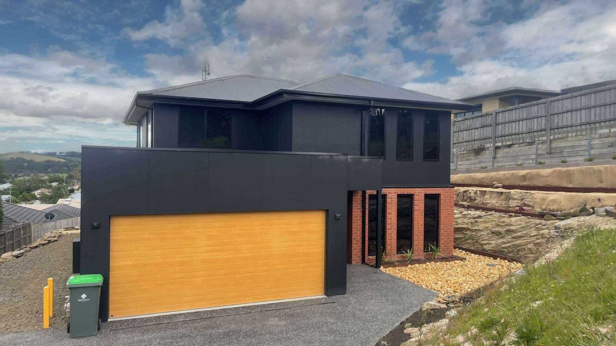 21 Hannah Rise Crescent, Korumburra VIC 3950, Korumburra - Thumbnail 2