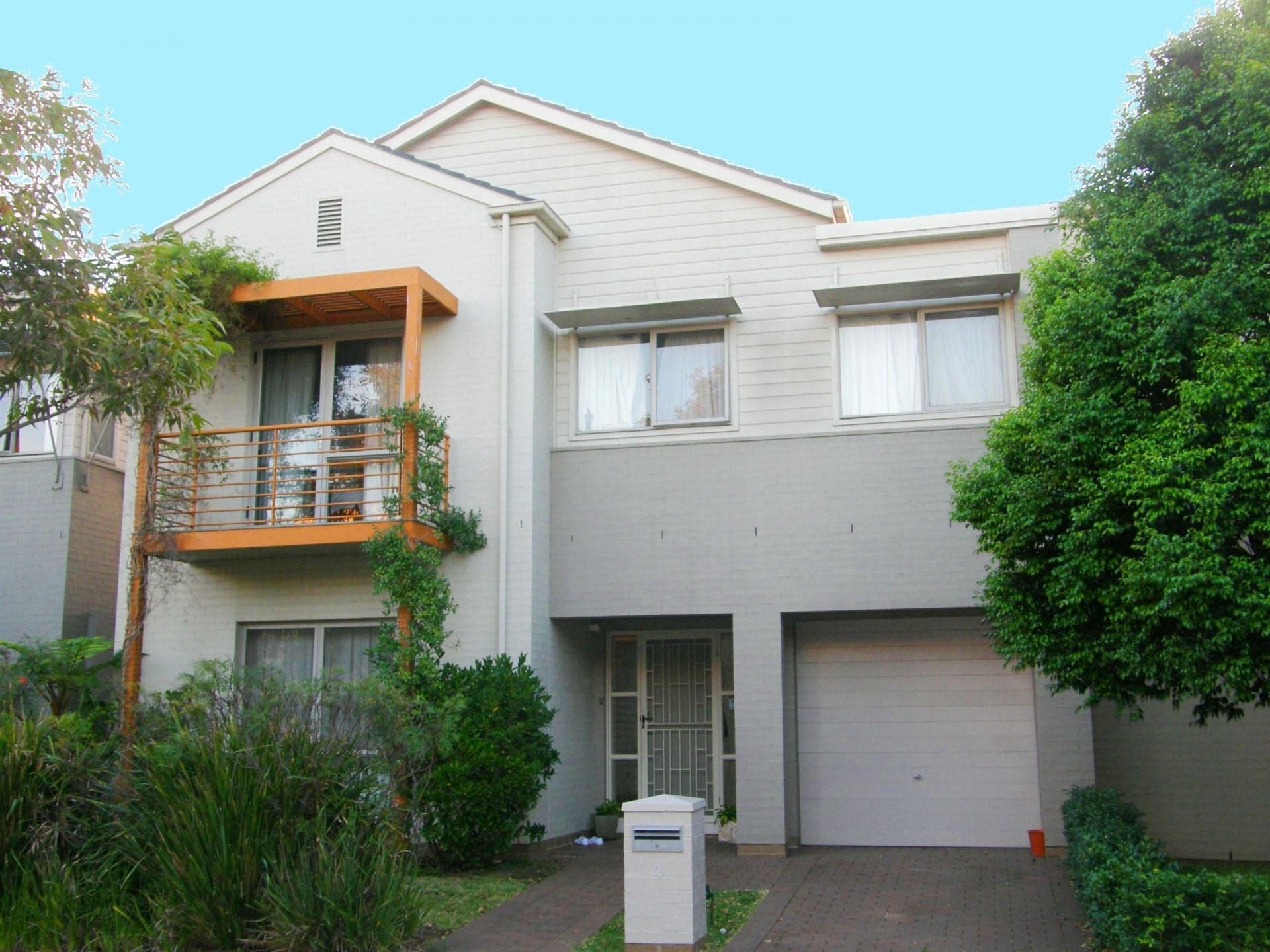 4 Curlew Avenue, Newington, Newington - Thumbnail 2