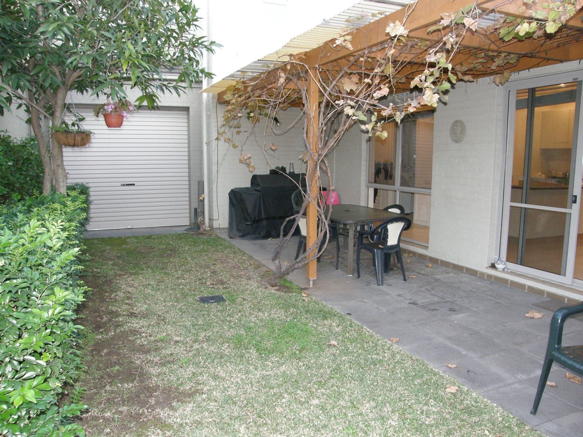 4 Curlew Avenue, Newington, Newington - Thumbnail 3
