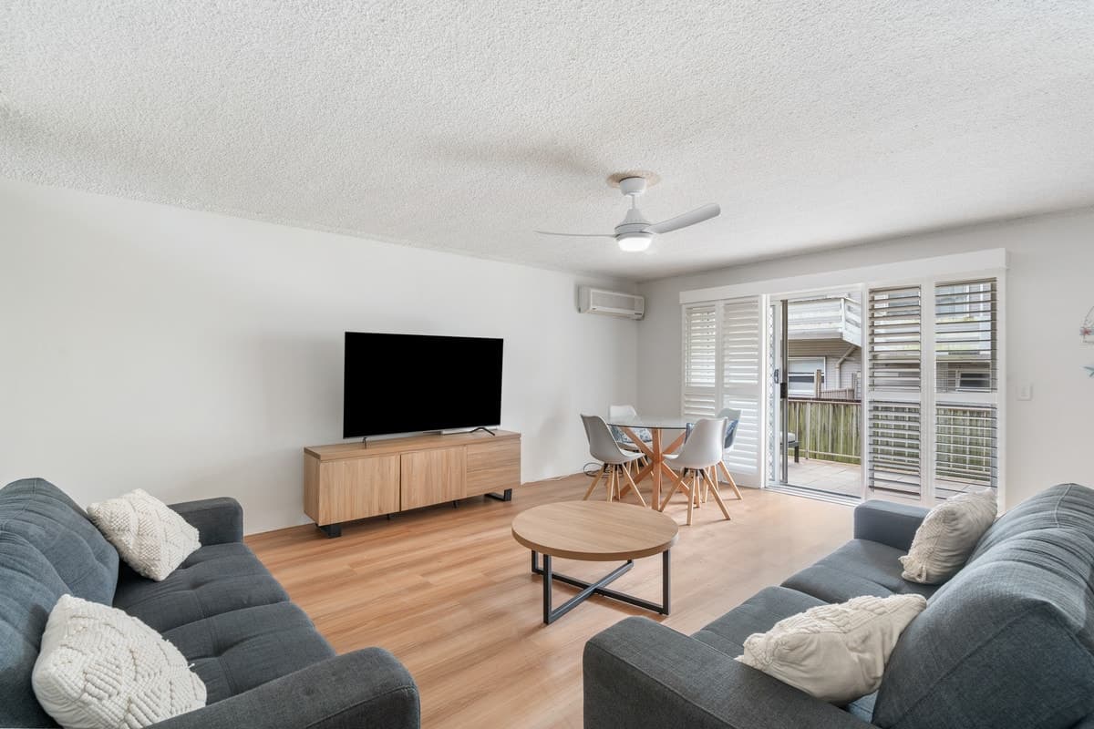 4 / 6-8 Haig Street, Coolangatta QLD 4225, Coolangatta - Thumbnail 2
