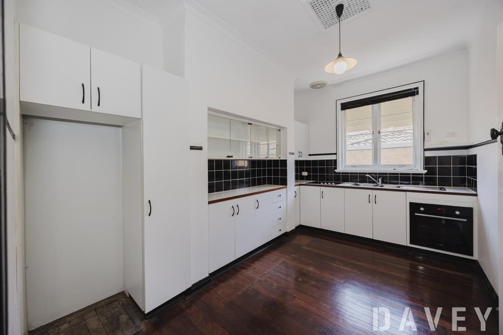 277 Huntriss Road, Doubleview - Thumbnail 2