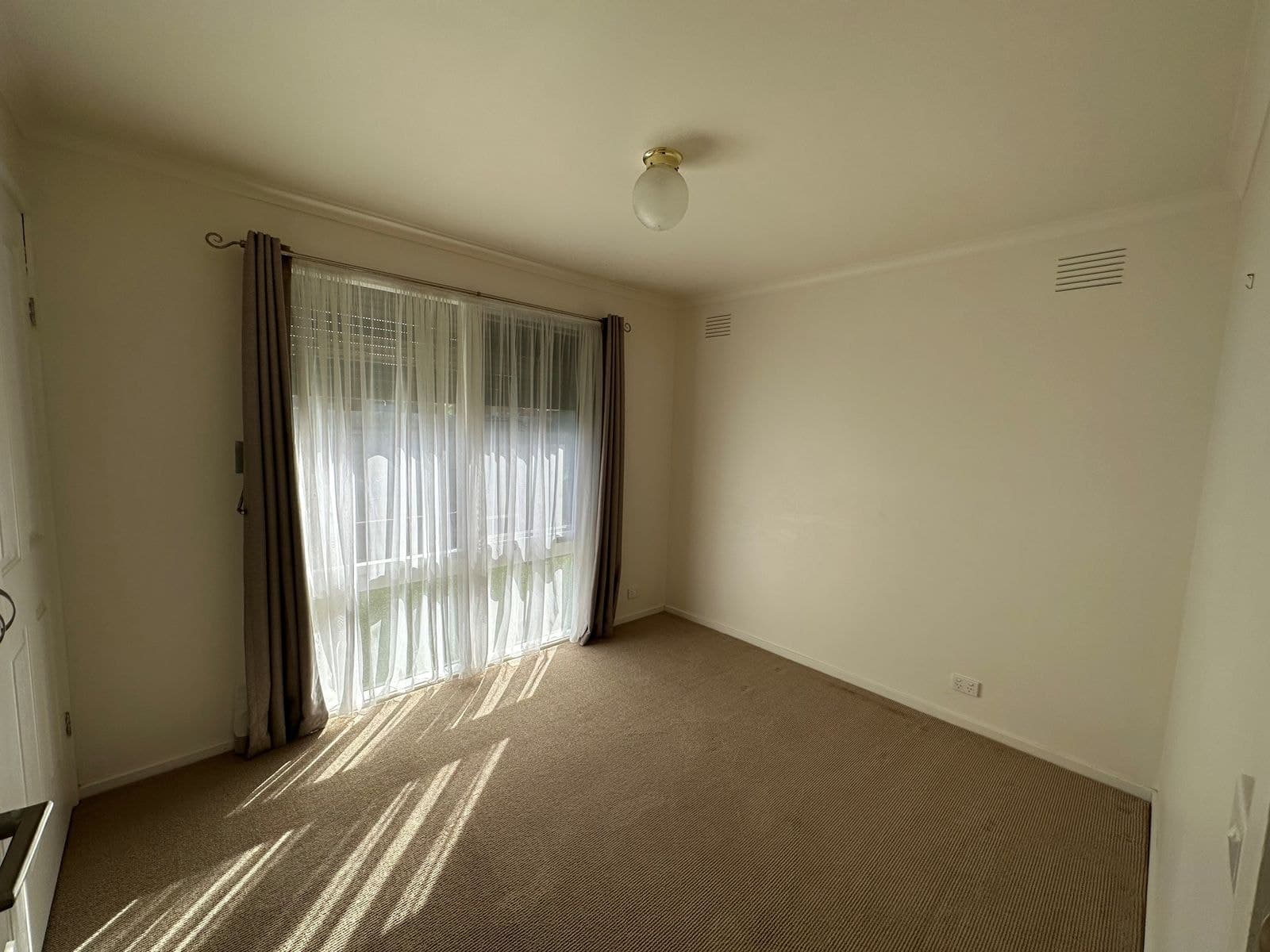 1/27 Stawell Street, Werribee VIC 3030, Werribee - Thumbnail 6