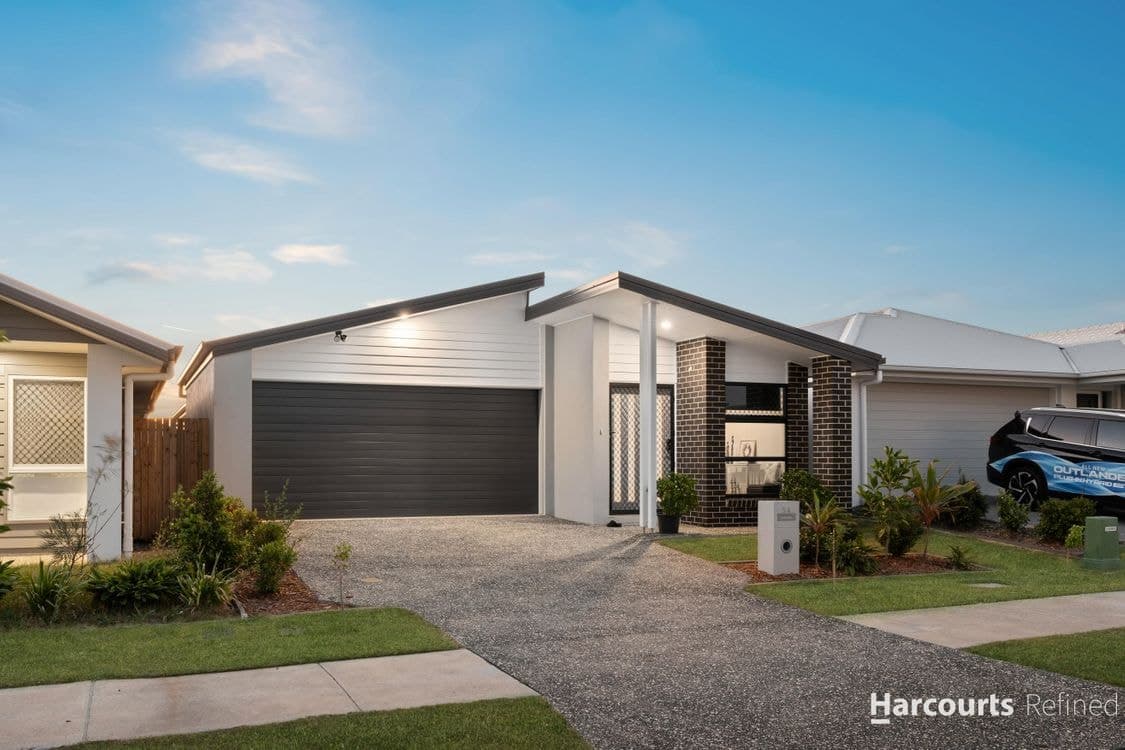 54 Snowdonia Crescent, YARRABILBA, QLD, 4207, Yarrabilba - Thumbnail 5