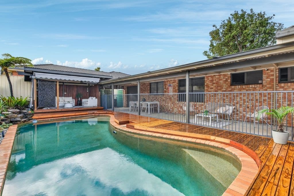 2 Timbara Crescent, Blue Haven - Image 1