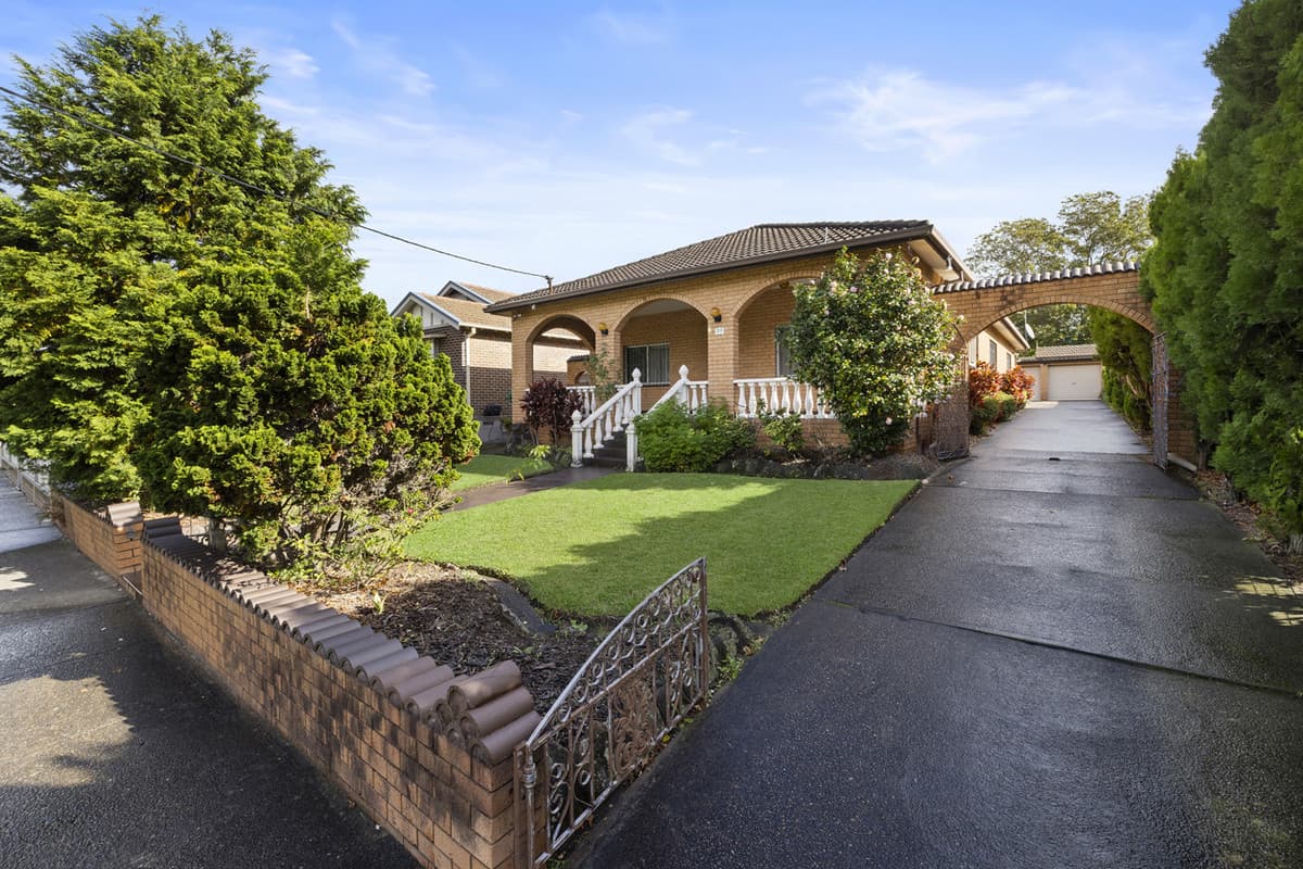 29 Brady Street, Croydon - Image 1