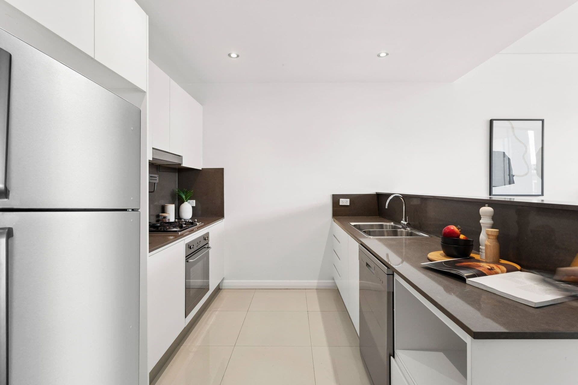 602/12 Rancom Street, Botany - Thumbnail 2