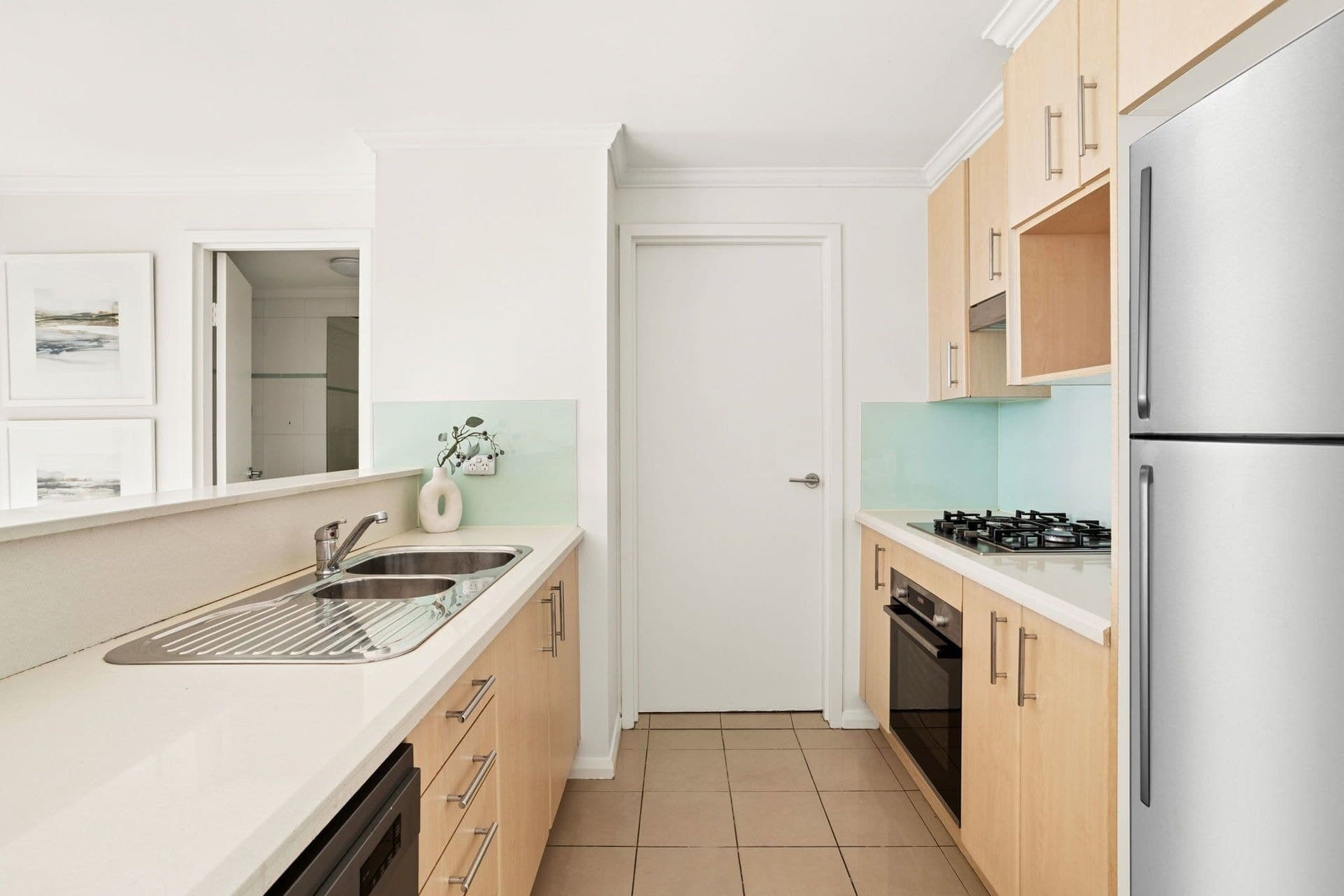 237/806 Bourke Street, Waterloo - Thumbnail 2