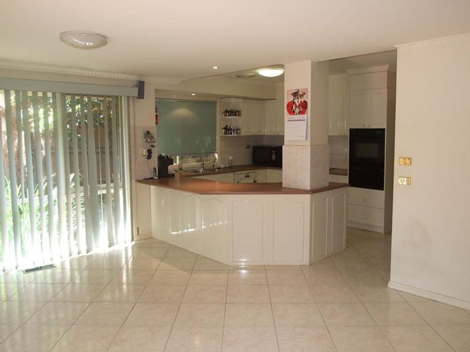 16 Tanya Place, Wheelers Hill VIC 3150, Wheelers Hill - Thumbnail 4