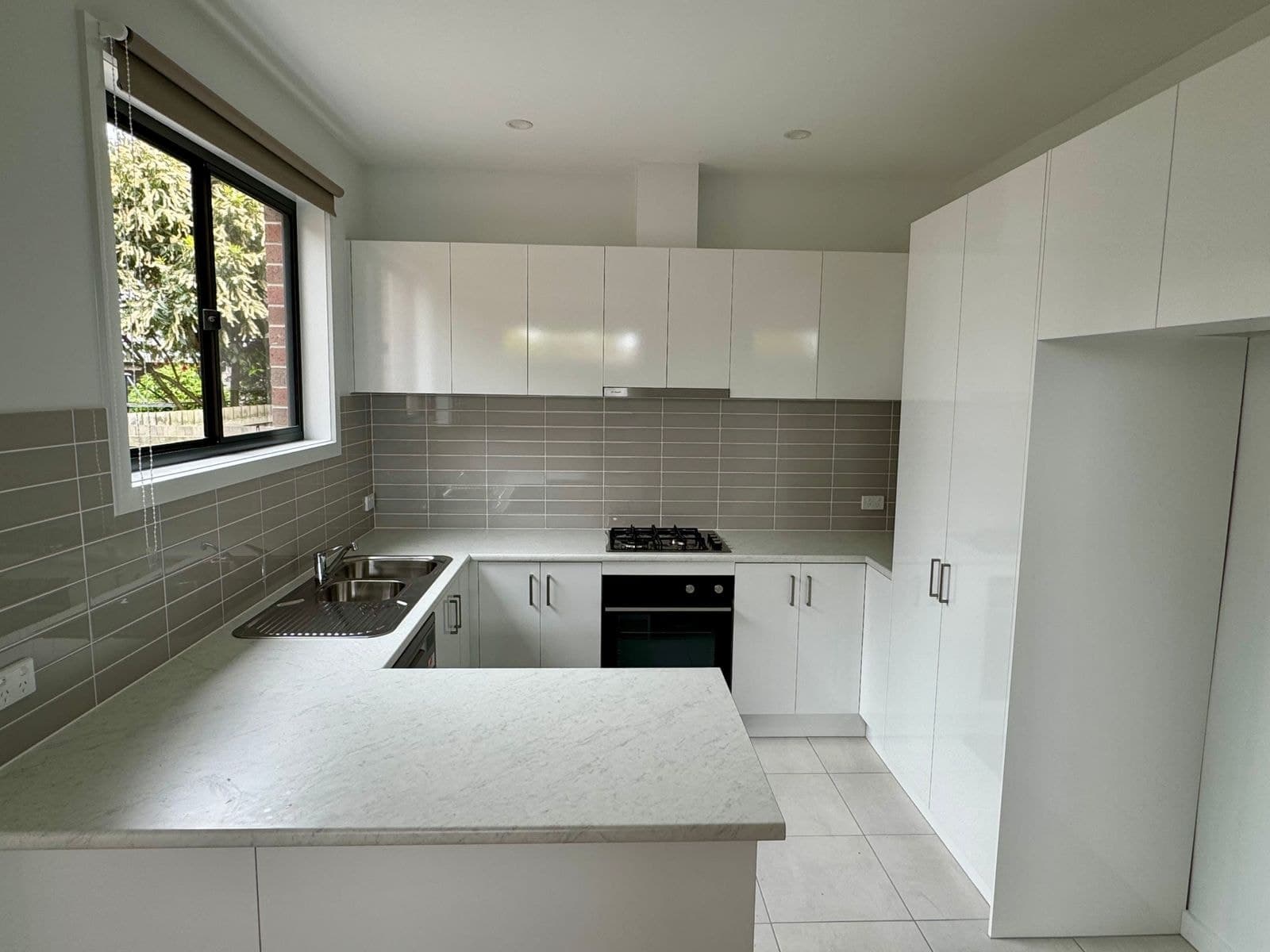 2/26 Strathcole Drive, Traralgon VIC 3844, Traralgon - Thumbnail 2