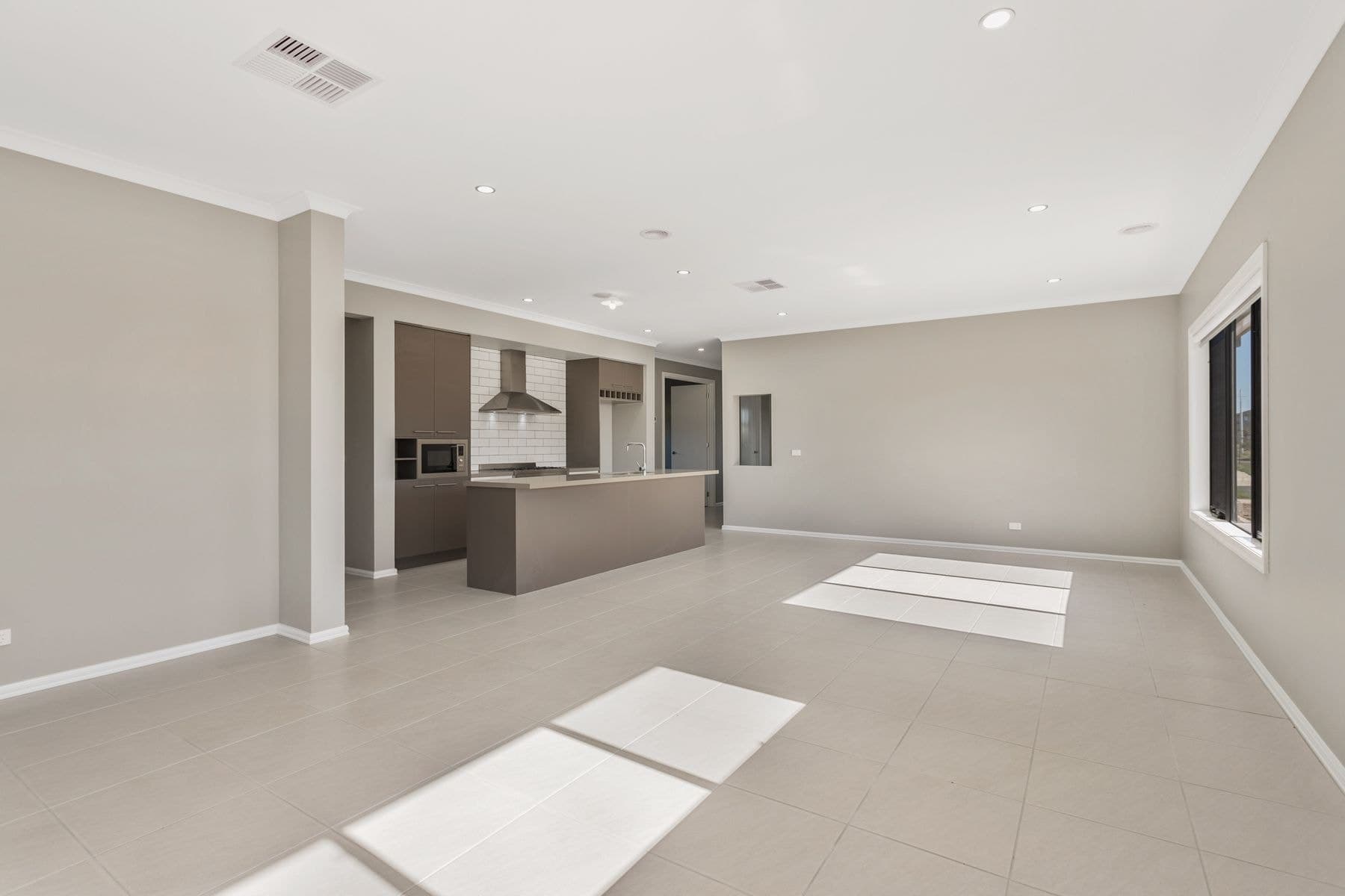 36 Grima Crescent, Wyndham Vale VIC 3024, Wyndham Vale - Thumbnail 5