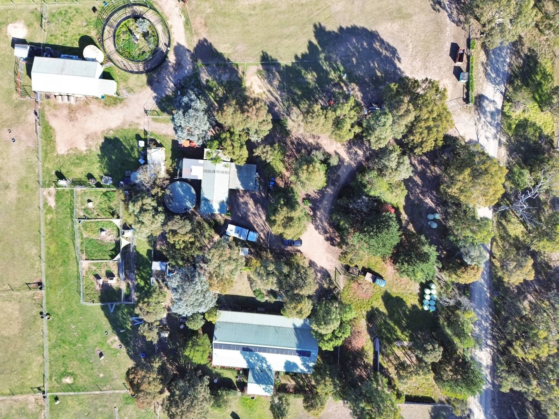 QUALITY RURAL LIVING WITH OUTSTANDING EQUINE FACILITIES, Hillside
    25 Andersons Lane VIC, Hillside 25 Andersons Lane - Thumbnail 4