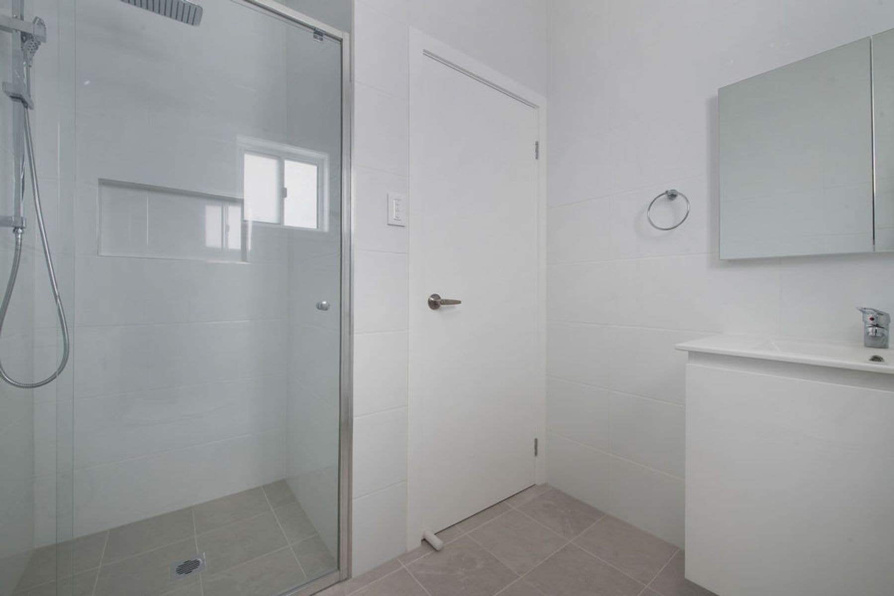 2A Lesley Ave, Revesby NSW 2212, Revesby - Thumbnail 3