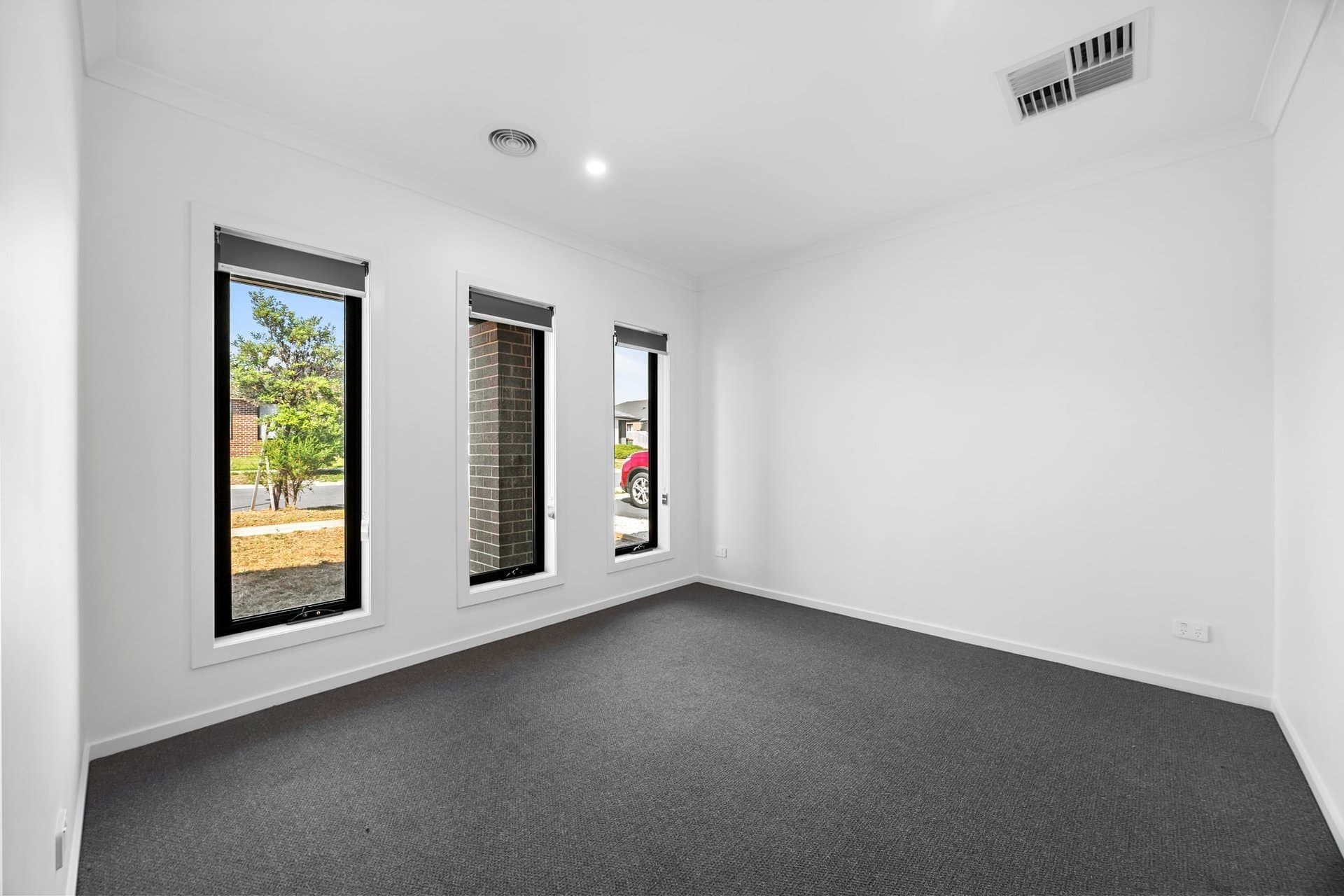26 Dahlia Street,
                        
                    
                    
                        
                            Bonshaw, Bonshaw - Thumbnail 7