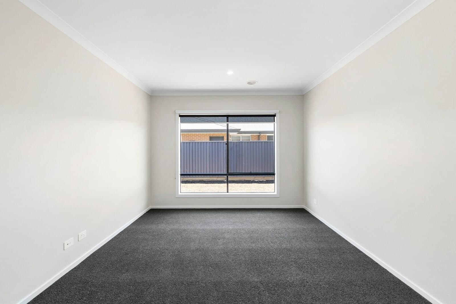 13 Nikolaos Street,
                        
                    
                    
                        
                            Smythes Creek, Smythes Creek - Thumbnail 4