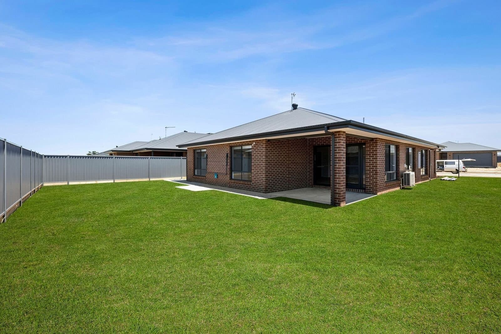 13 Nikolaos Street,
                        
                    
                    
                        
                            Smythes Creek, Smythes Creek - Thumbnail 7