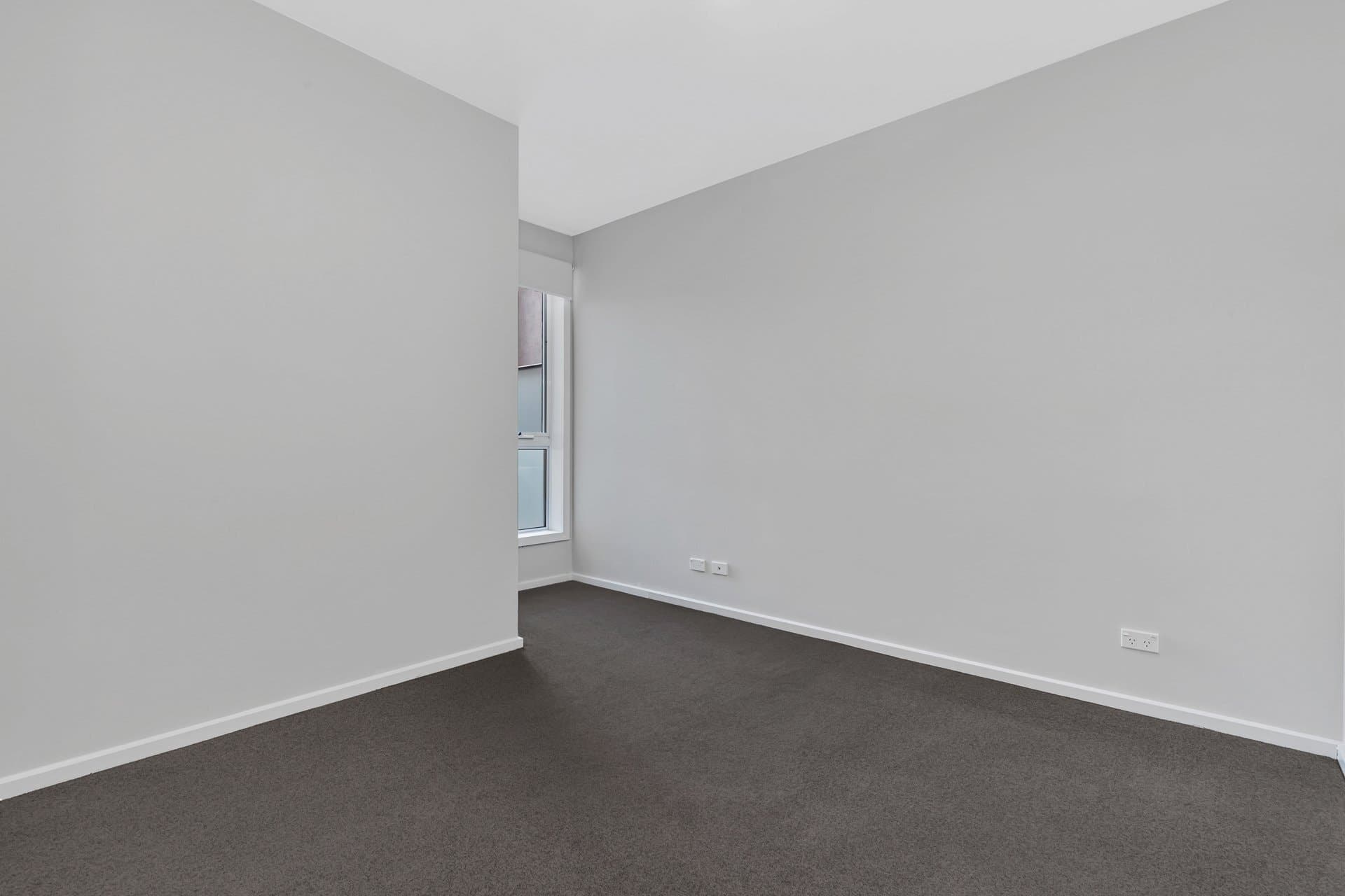 1.13/76 East Boundary Road,
                        
                    
                    
                        
                            BENTLEIGH EAST, Bentleigh East - Thumbnail 3