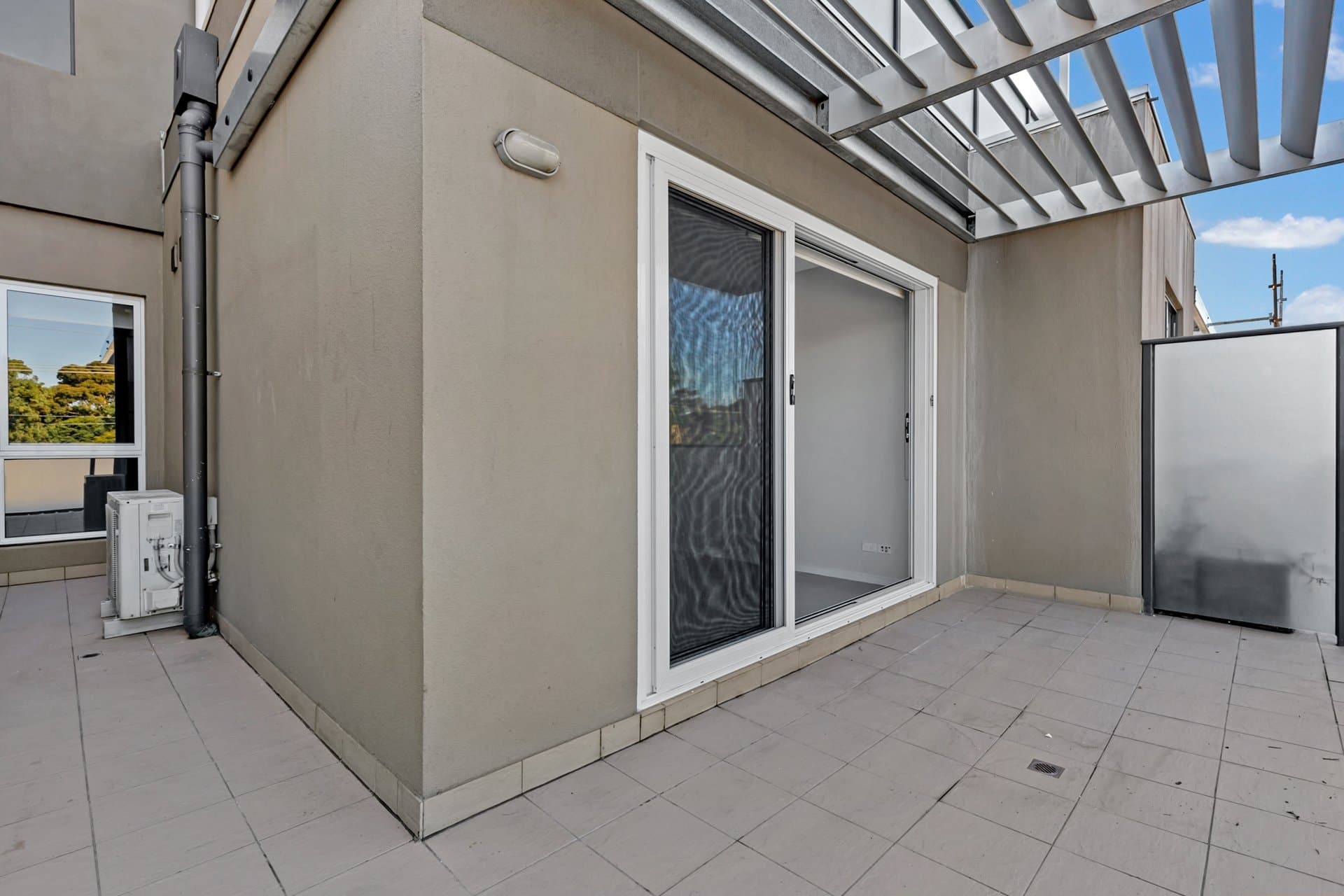 1.13/76 East Boundary Road,
                        
                    
                    
                        
                            BENTLEIGH EAST, Bentleigh East - Thumbnail 6