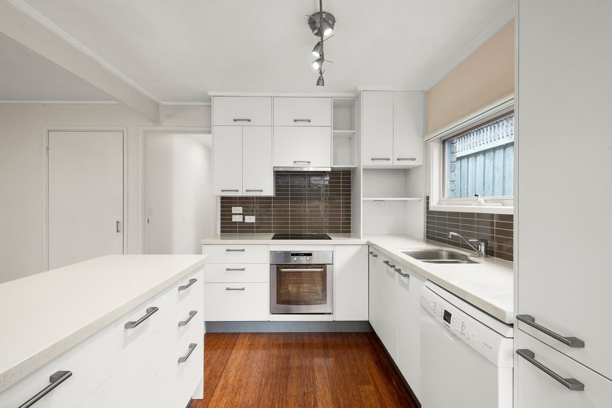 19 Seaview Cres, Black Rock, VIC, 3193, Black Rock - Thumbnail 4