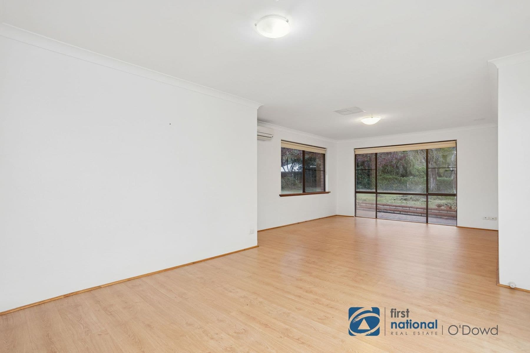 21 Bridle Drive, Maida Vale WA 6057, Maida Vale - Thumbnail 3