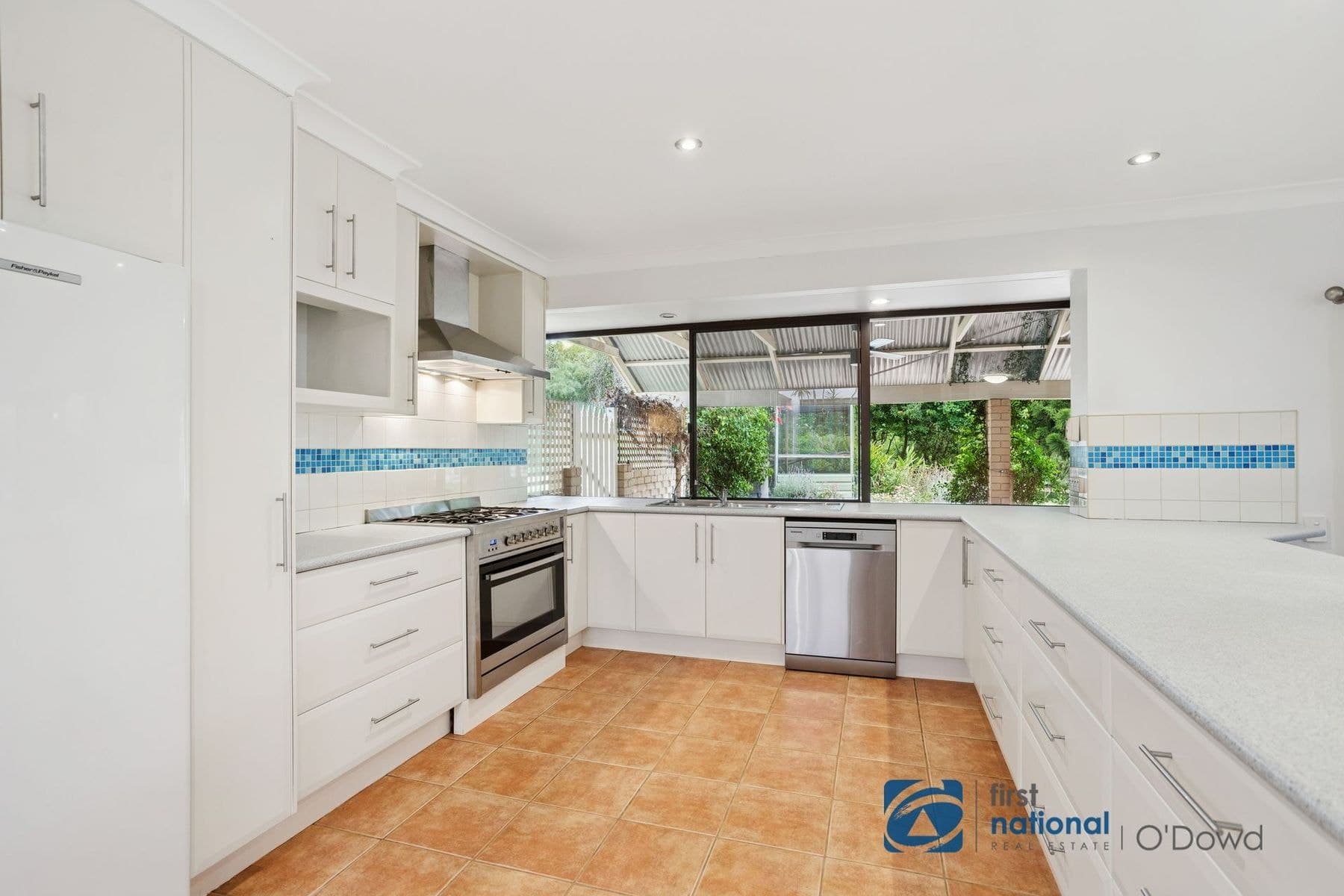 21 Bridle Drive, Maida Vale WA 6057, Maida Vale - Thumbnail 8