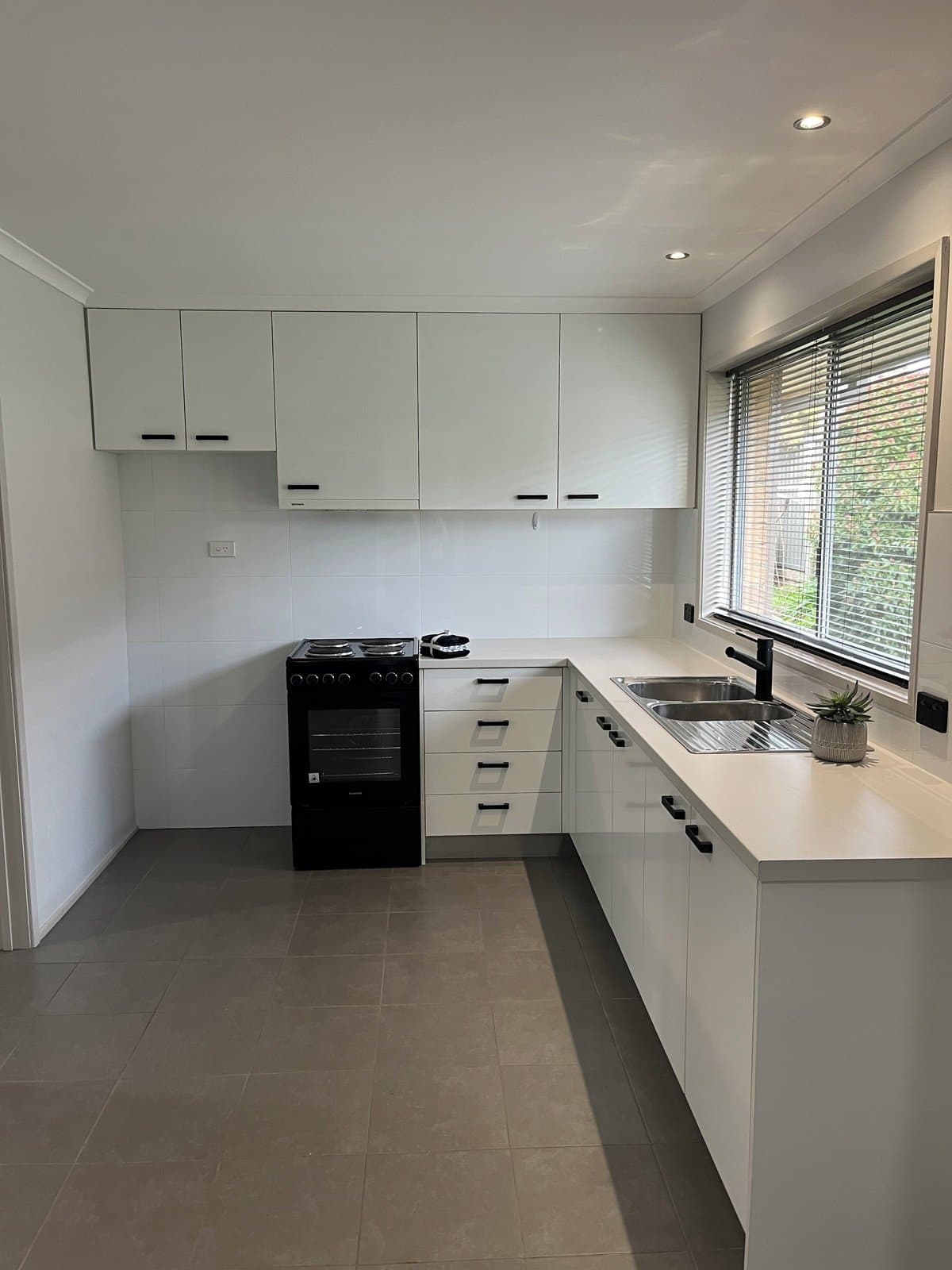 3/48 Bridge Street,
                        
                    
                    
                        
                            Sebastopol, Sebastopol - Thumbnail 2