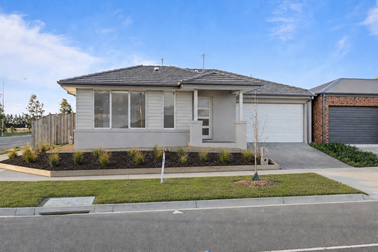 34B Aspen Street,
                        
                    
                    
                        
                            Winter Valley, Winter Valley - Image 1