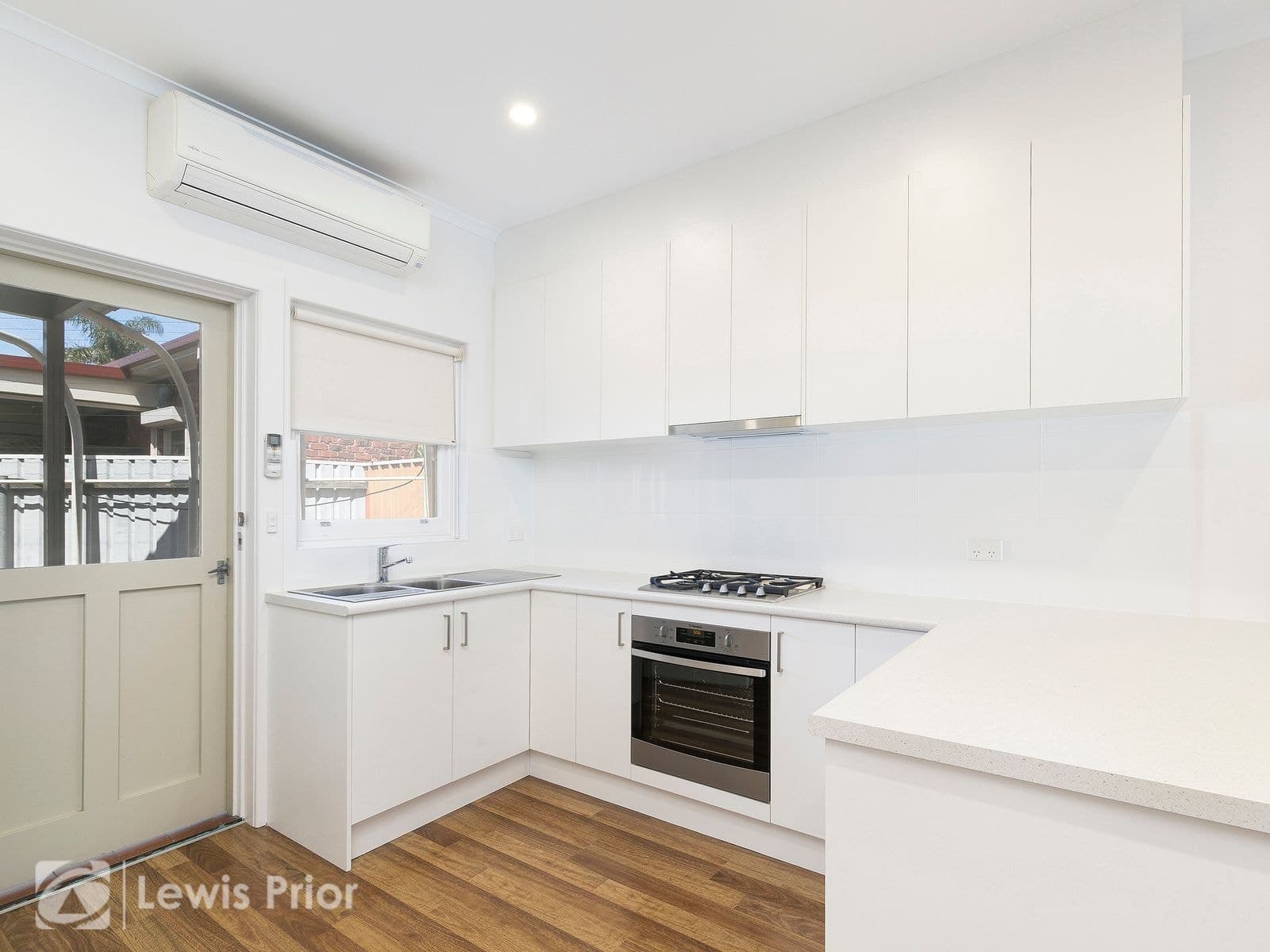 2/28 Nile Street, Glenelg SA 5045, Glenelg - Thumbnail 3