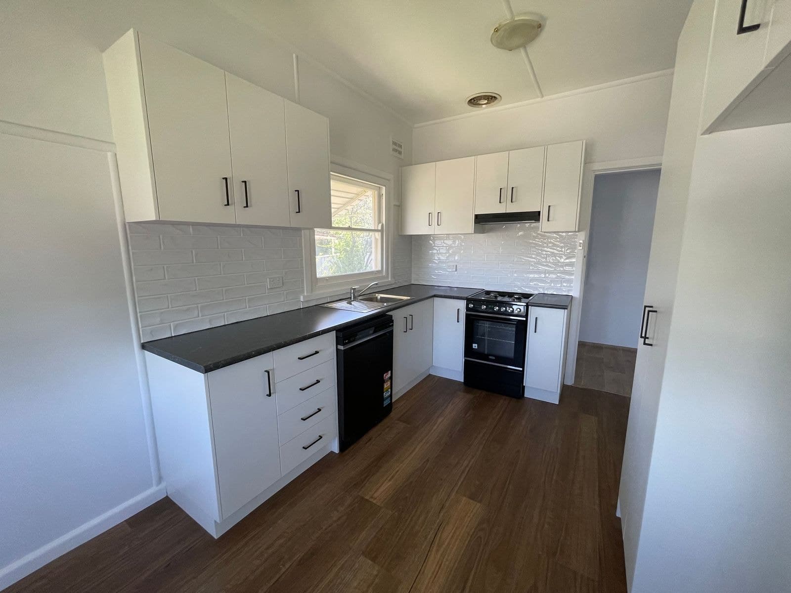 1 Riverview Street, Tamworth NSW 2340, Tamworth - Thumbnail 6