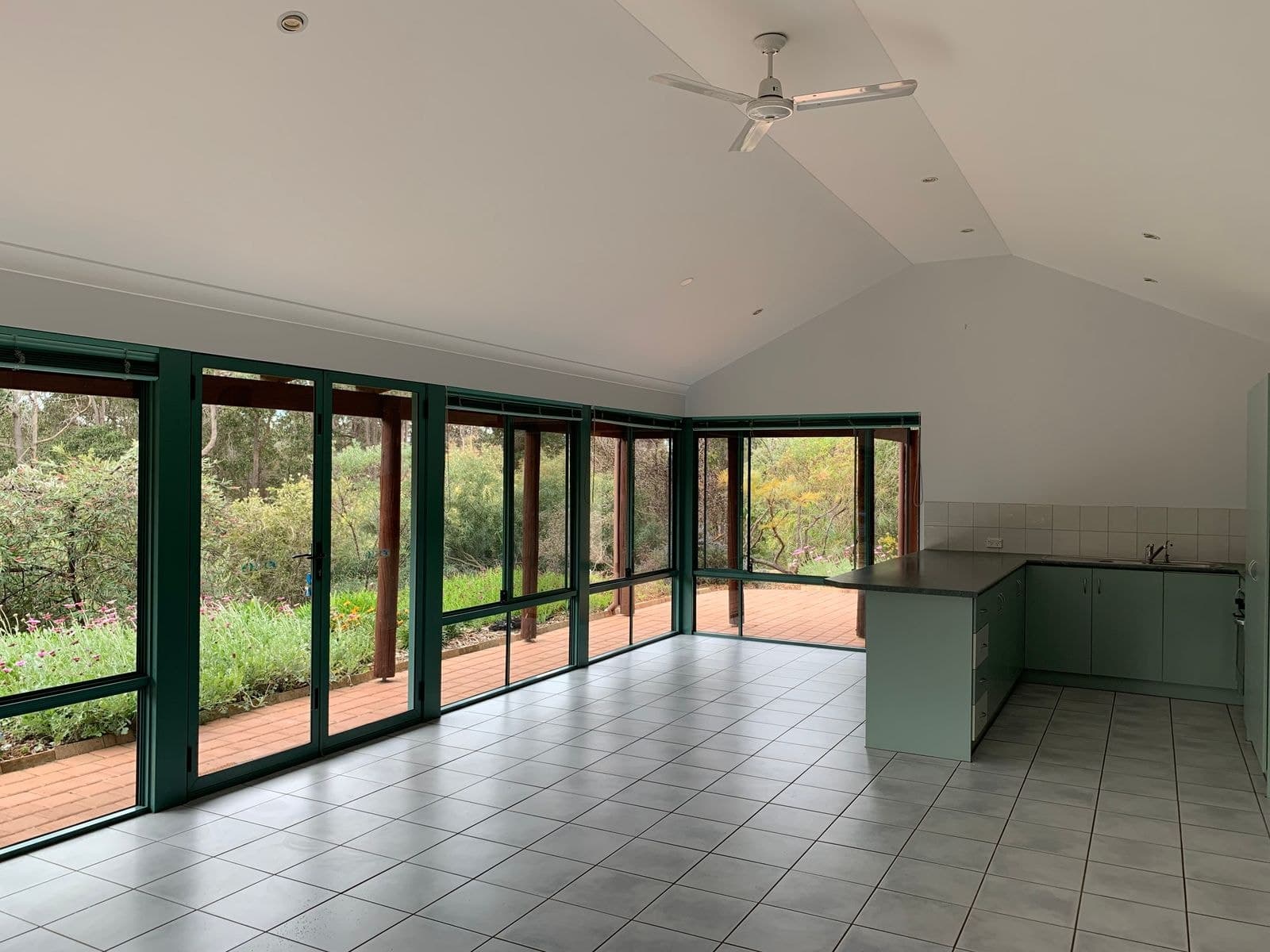 30 The Blvd, Margaret River WA 6285, Margaret River - Thumbnail 2