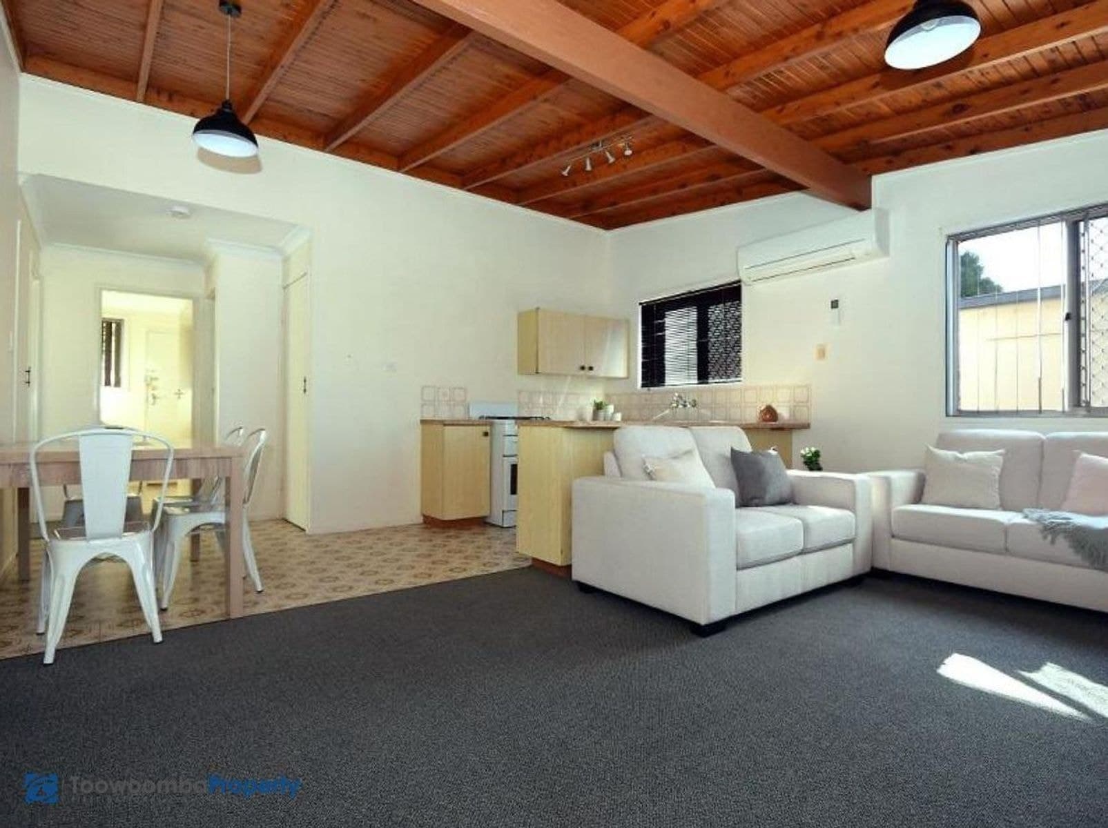 2/9 Wine Drive, Wilsonton Heights QLD 4350, Wilsonton Heights - Thumbnail 2