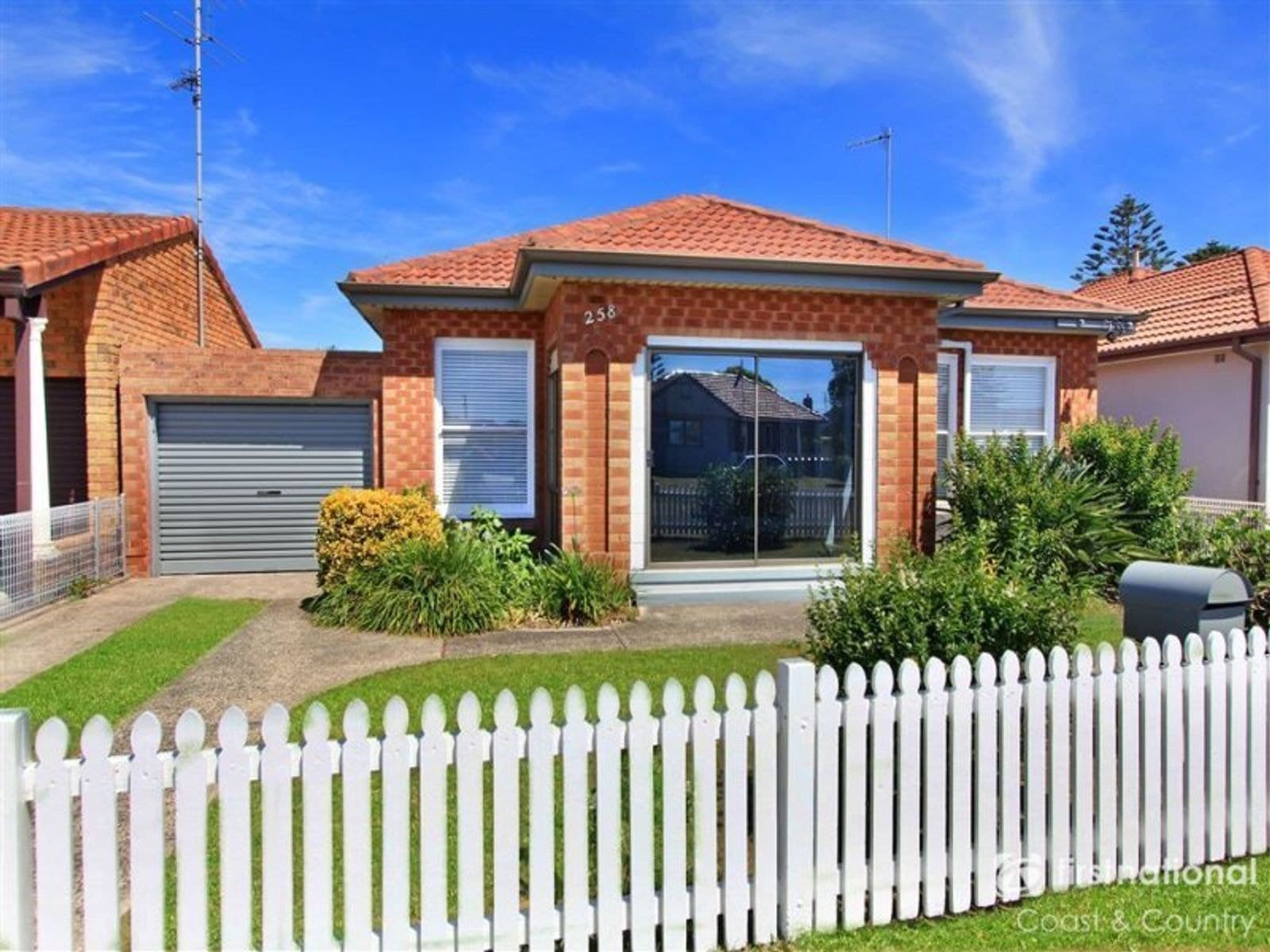 258 Windang Road, Windang, NSW 2528, Windang - Image 1