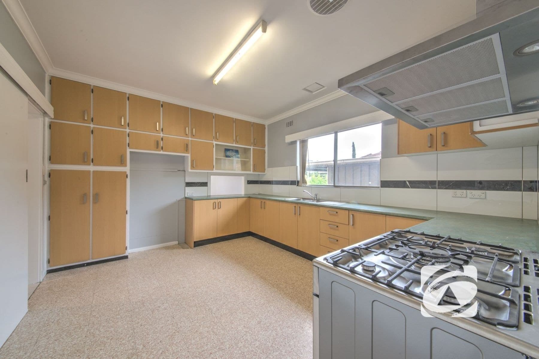 65 King George Parade, Dandenong VIC 3175, Dandenong - Thumbnail 4