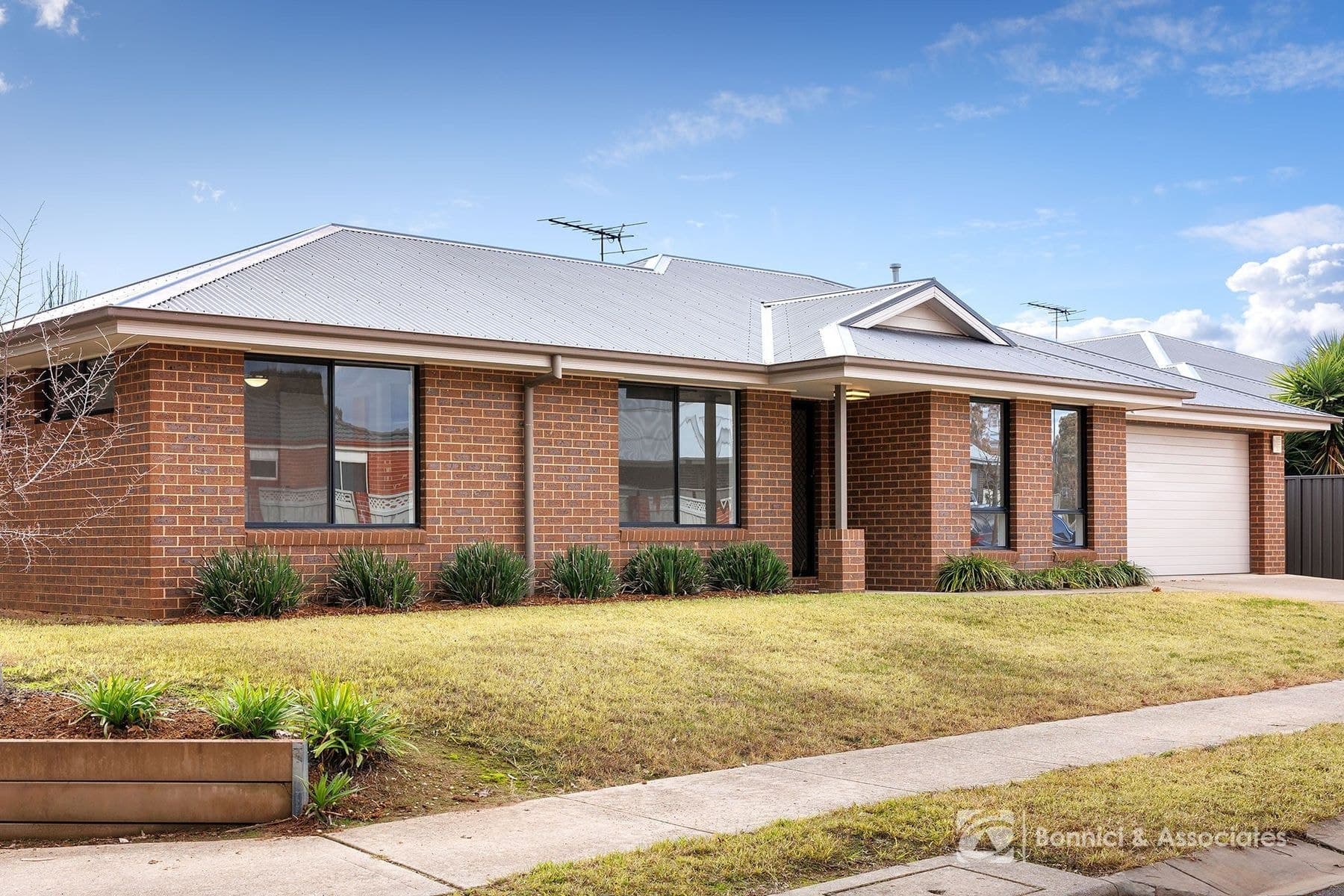 33 Whiteley Circuit, Baranduda, VIC 3691, Baranduda - Thumbnail 2