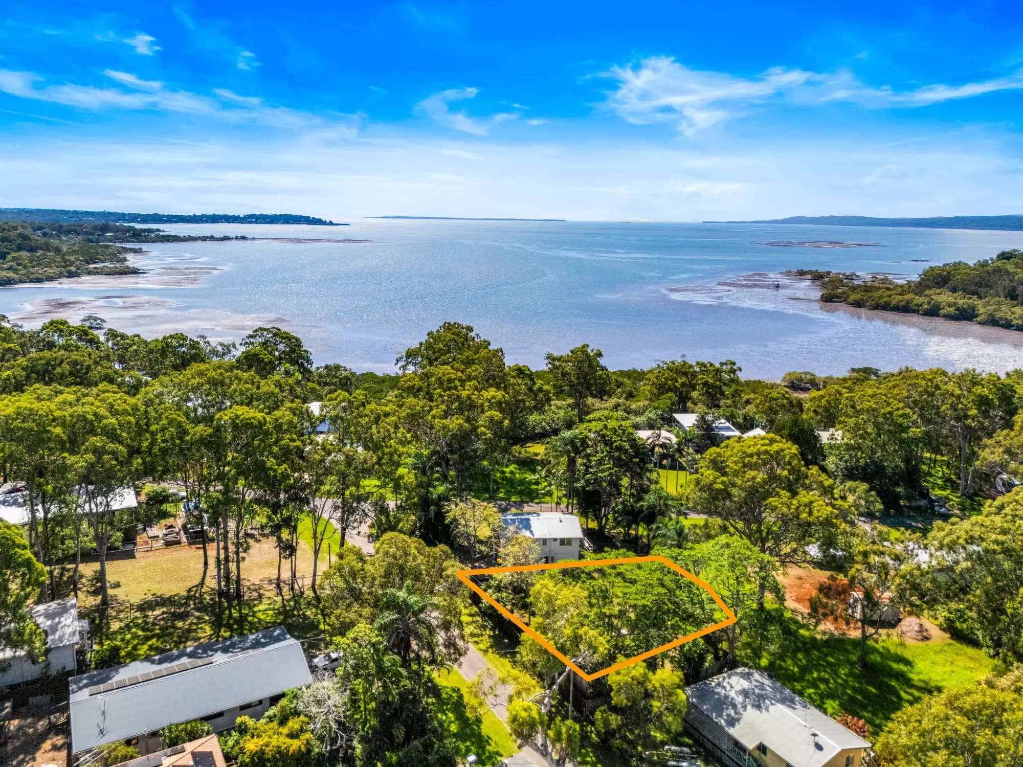 15 Wyena Ave, Lamb Island 4184 QLD, Lamb Island - Thumbnail 3