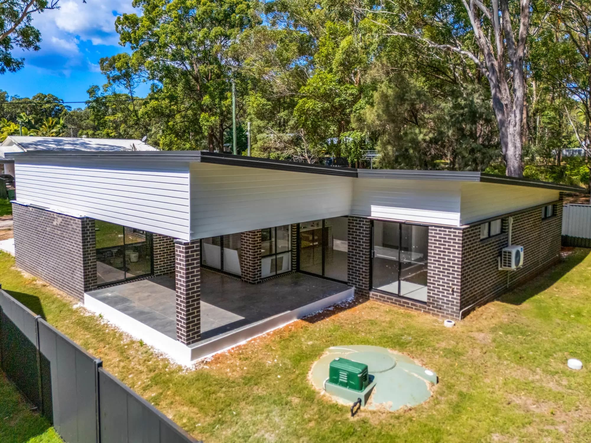 8 Glenfield Ave, Russell Island 4184 QLD, Russell Island - Thumbnail 6