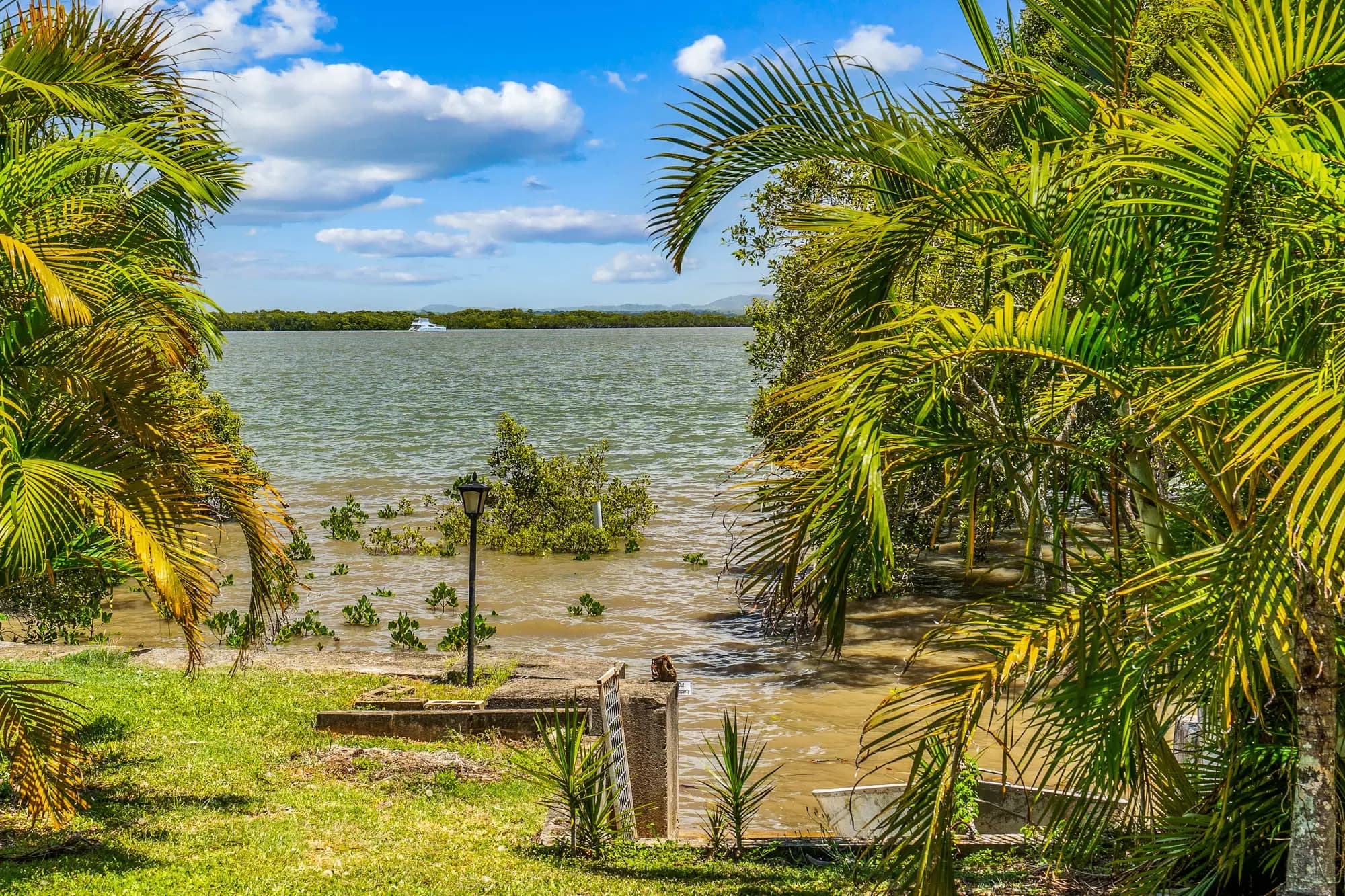 128 Palm Beach Rd, Russell Island 4184 QLD, Russell Island - Thumbnail 7