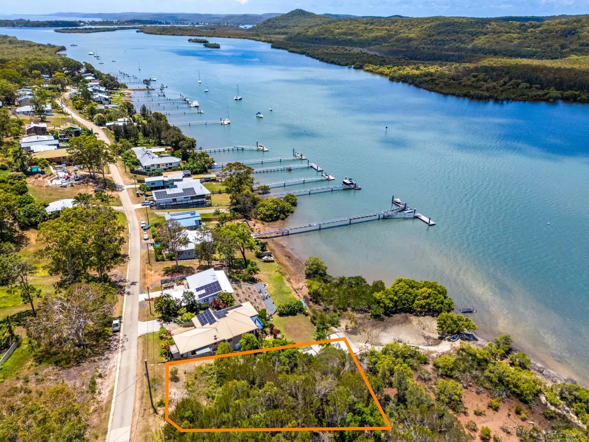 109 Wahine Dr, Russell Island 4184 QLD, Russell Island - Thumbnail 2