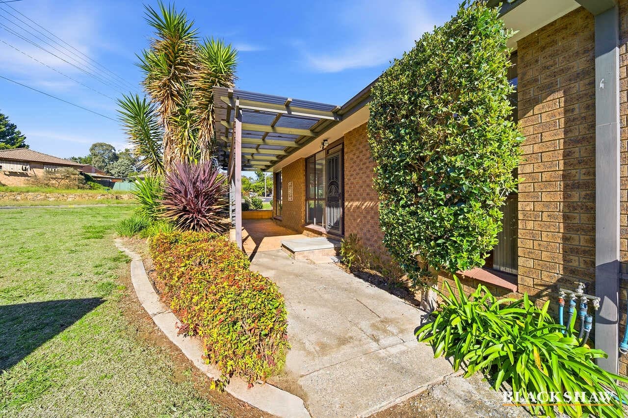2 Clara PlaceQueanbeyan NSW 2620, Queanbeyan - Thumbnail 2
