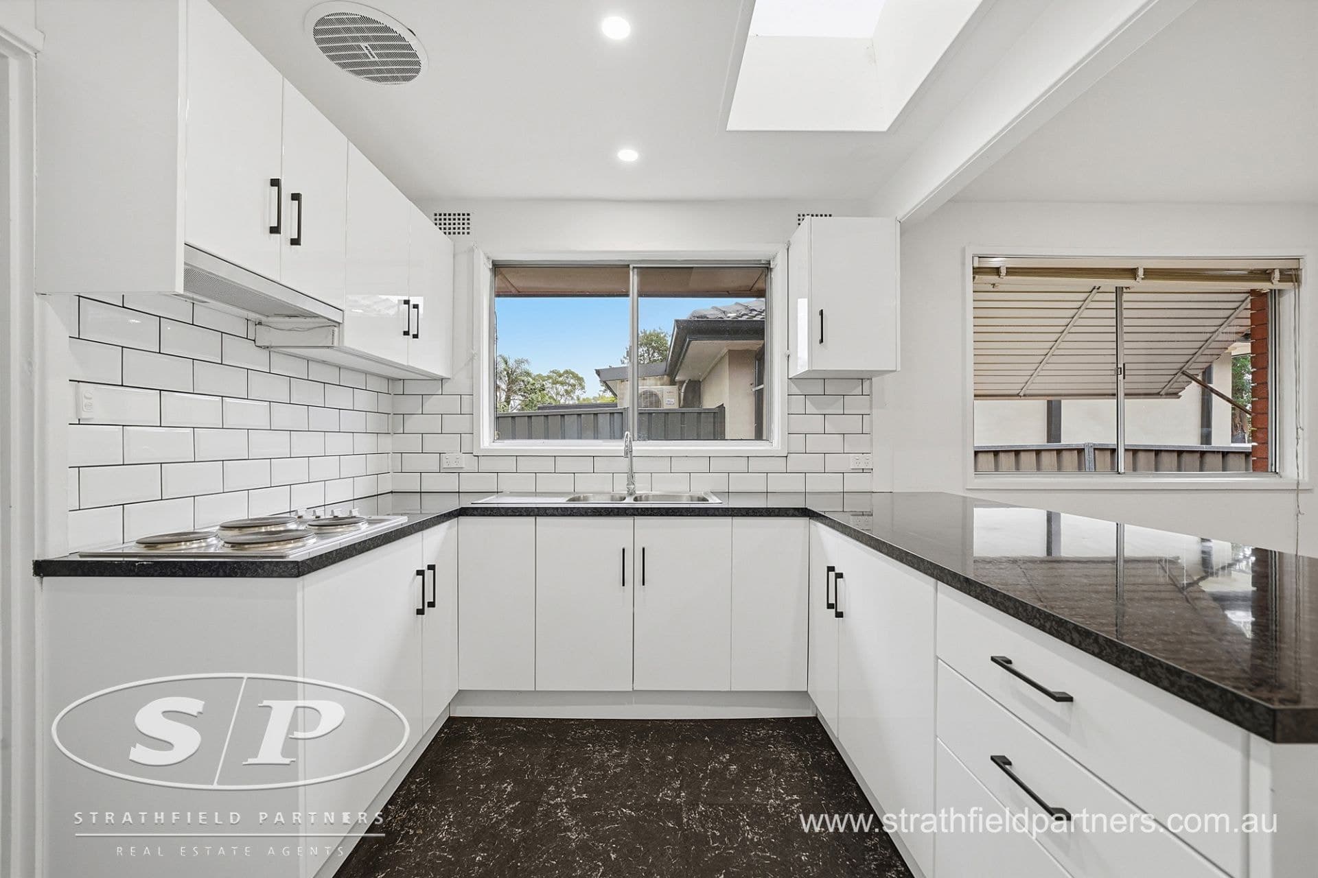 14 Moira Crescent, St Marys, Marys - Thumbnail 3