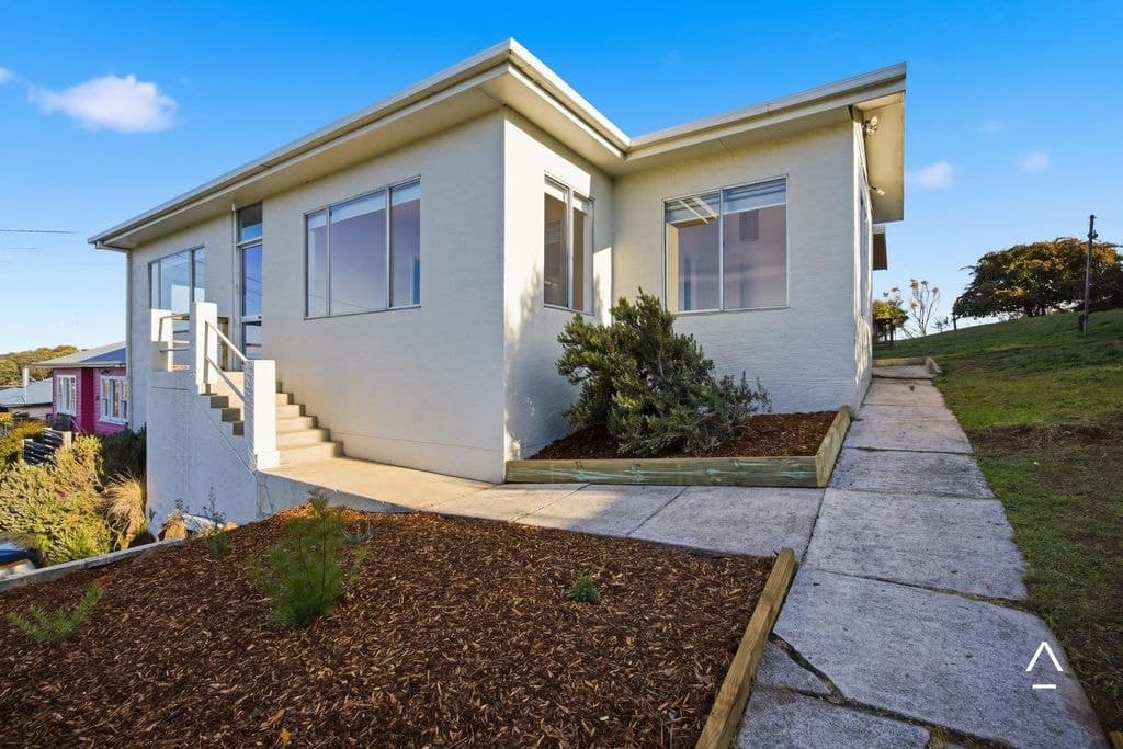 17 Alfred Street, West Launceston - Image 1