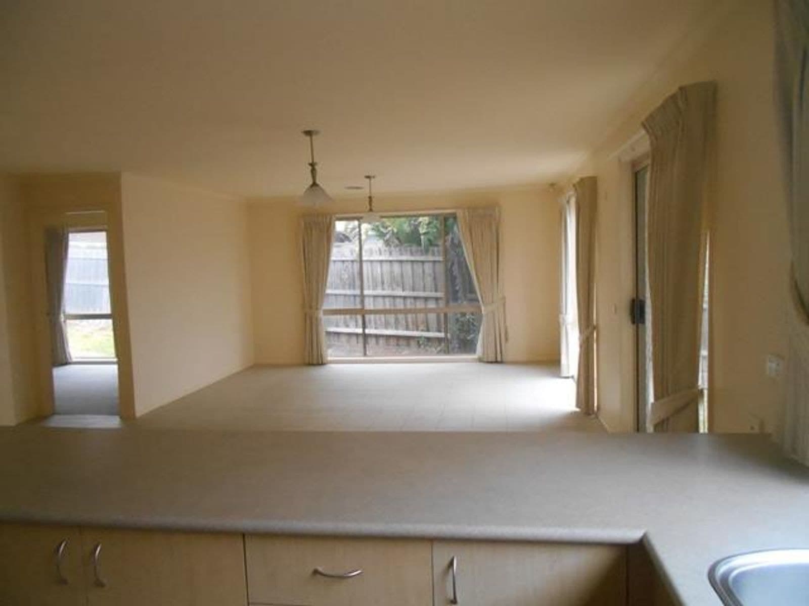 12 Sarah Court, Wantirna South VIC 3152, Wantirna South - Thumbnail 4