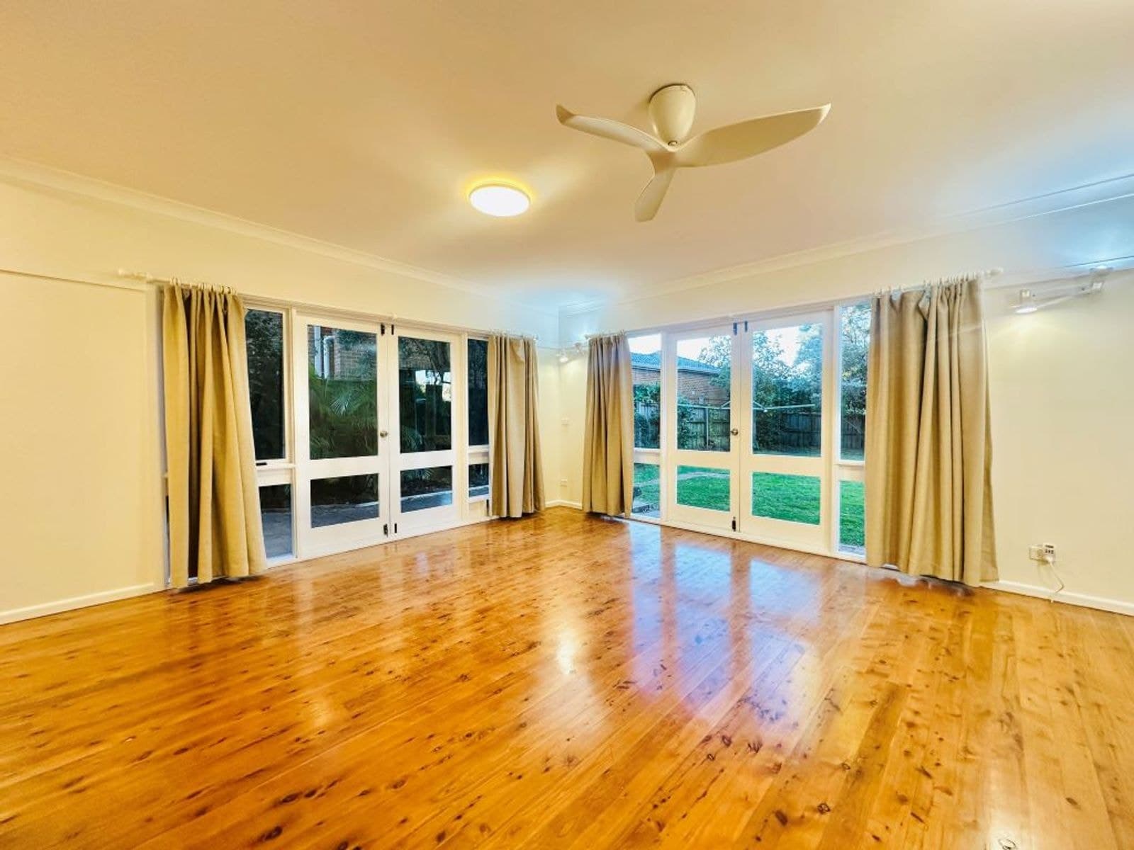 93 Warrane Road, North Willoughby NSW 2068, North Willoughby - Thumbnail 2