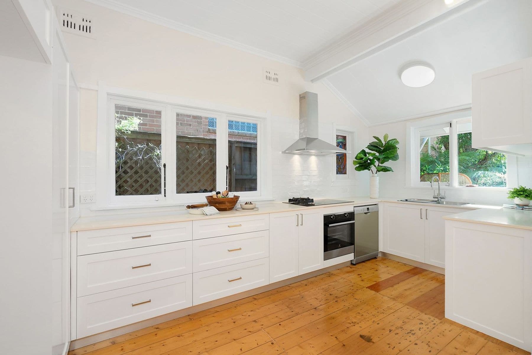 93 Warrane Road, North Willoughby NSW 2068, North Willoughby - Thumbnail 3