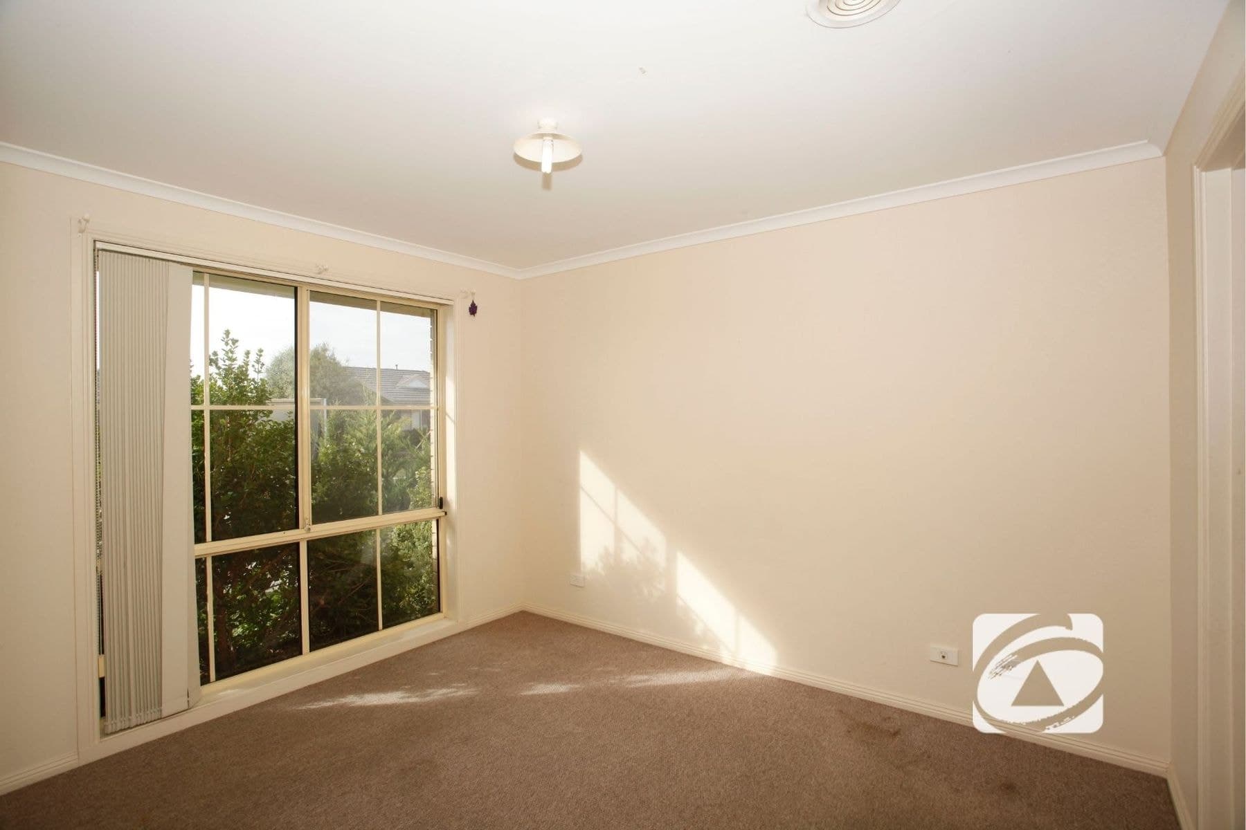 23 Grice Quadrant, Pakenham VIC 3810, Pakenham - Thumbnail 2